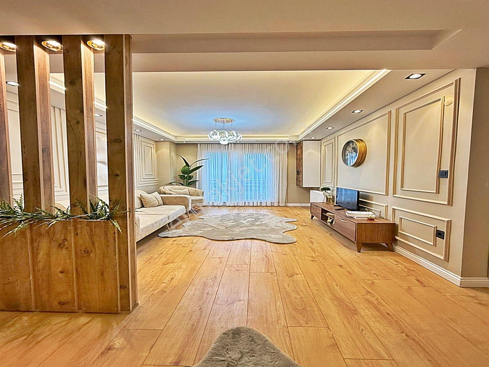 Göl Manzaralı Metrobüse Yürüme Mesafesinde 1+1 Full Eşyalı Lüks Daire !!! - Görsel 13