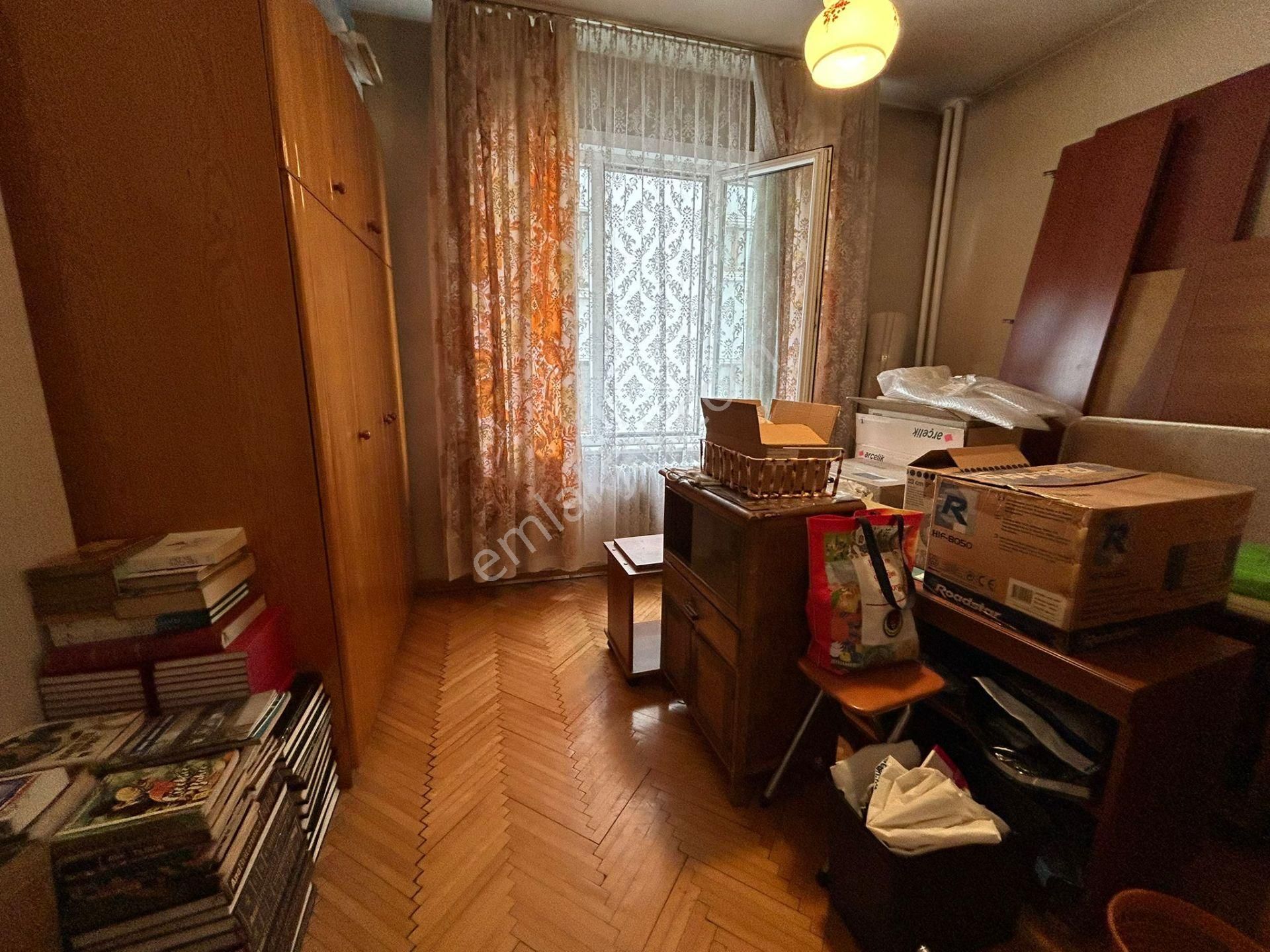 Bostancı'da Cadde Üzerinde Balkonlu Otoparklı 3+1 130 M² Net - Görsel 15
