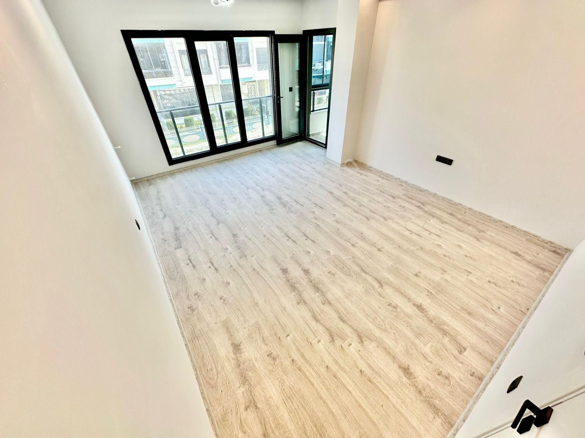 ꧁ay Emlaktan꧂akçay'da Denize 300 M Arakat Şık Tasarımlı Ebeveyn Banyolu Satılık 2+1 Ultra Lüx Daire - Görsel 11