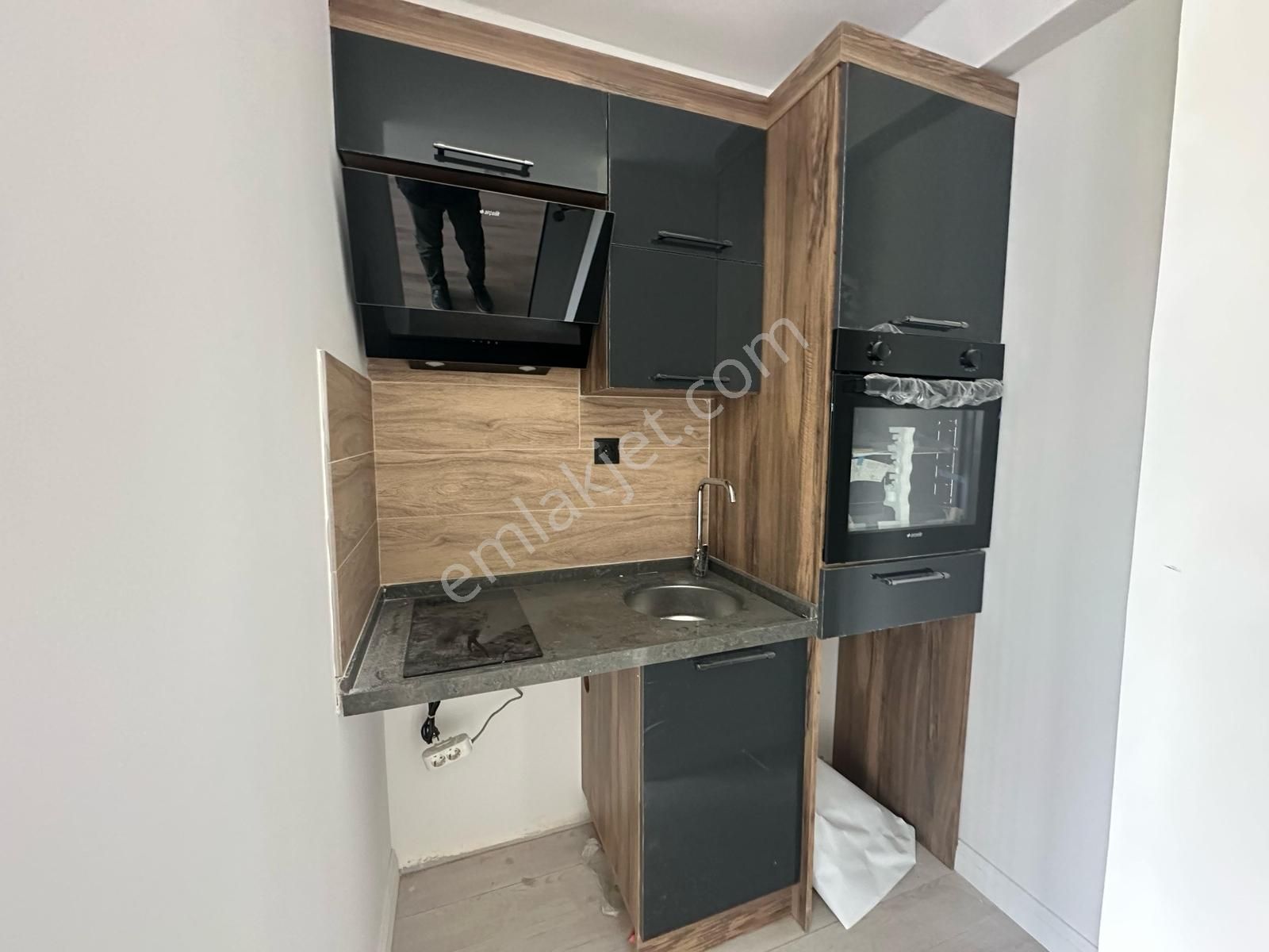 Redstone'dan Uysal Boulevard'da Kiralık 1+1 Daire - Görsel 12