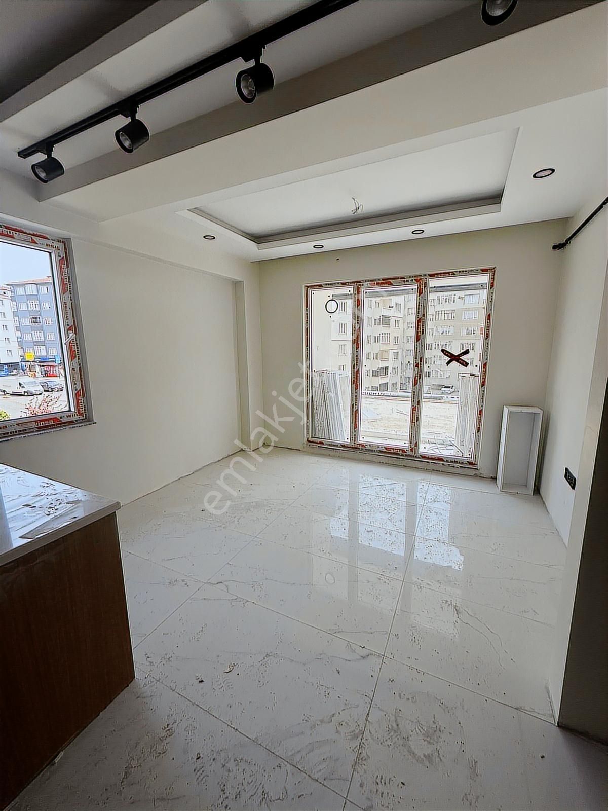 Redstone'dan Central Tower'da Satılık 1+1 Daireler - Görsel 13