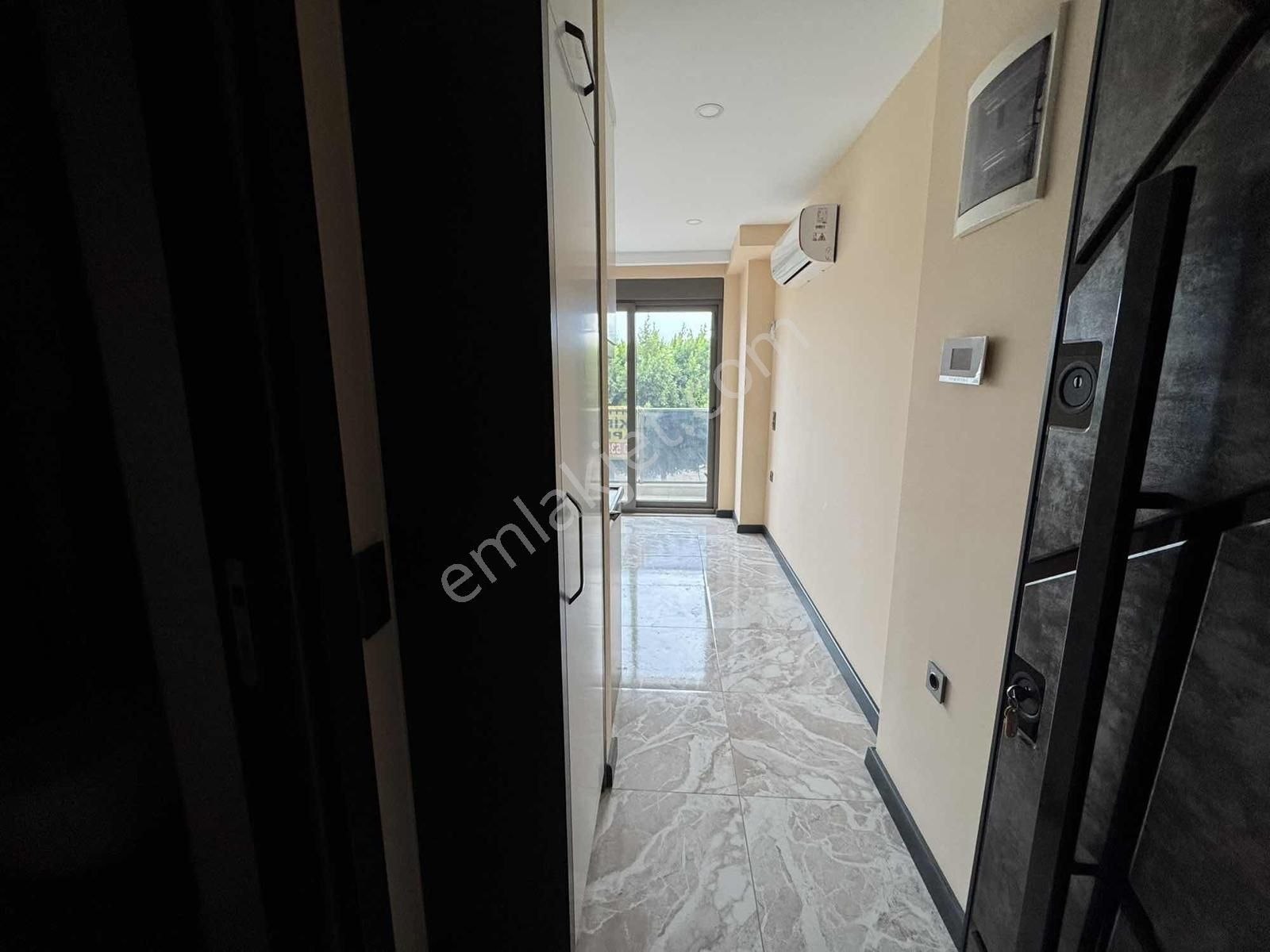 Antalya Konyaaltı Hastane Karşısı D.gazlı Kiralık 1+1 Daire - Görsel 9