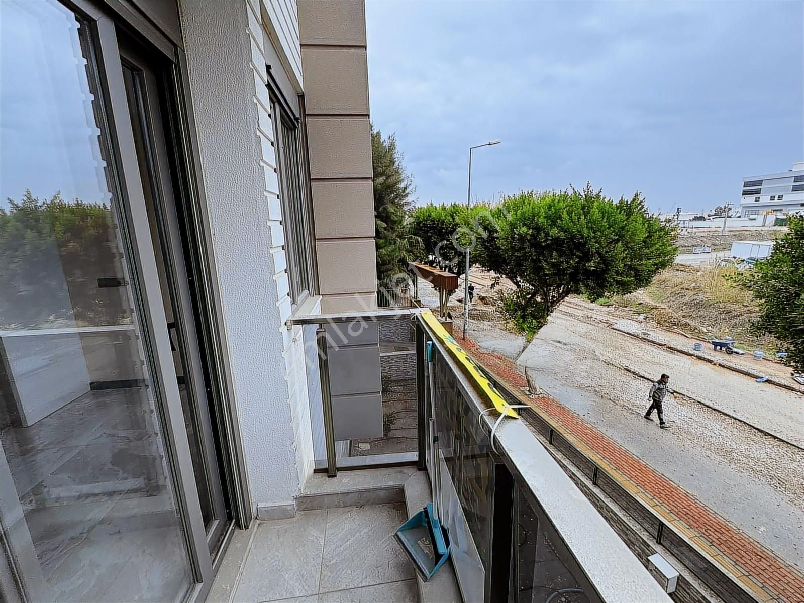 Antalya Konyaaltı Hastane Karşısı D.gazlı Kiralık 1+1 Daire - Görsel 10