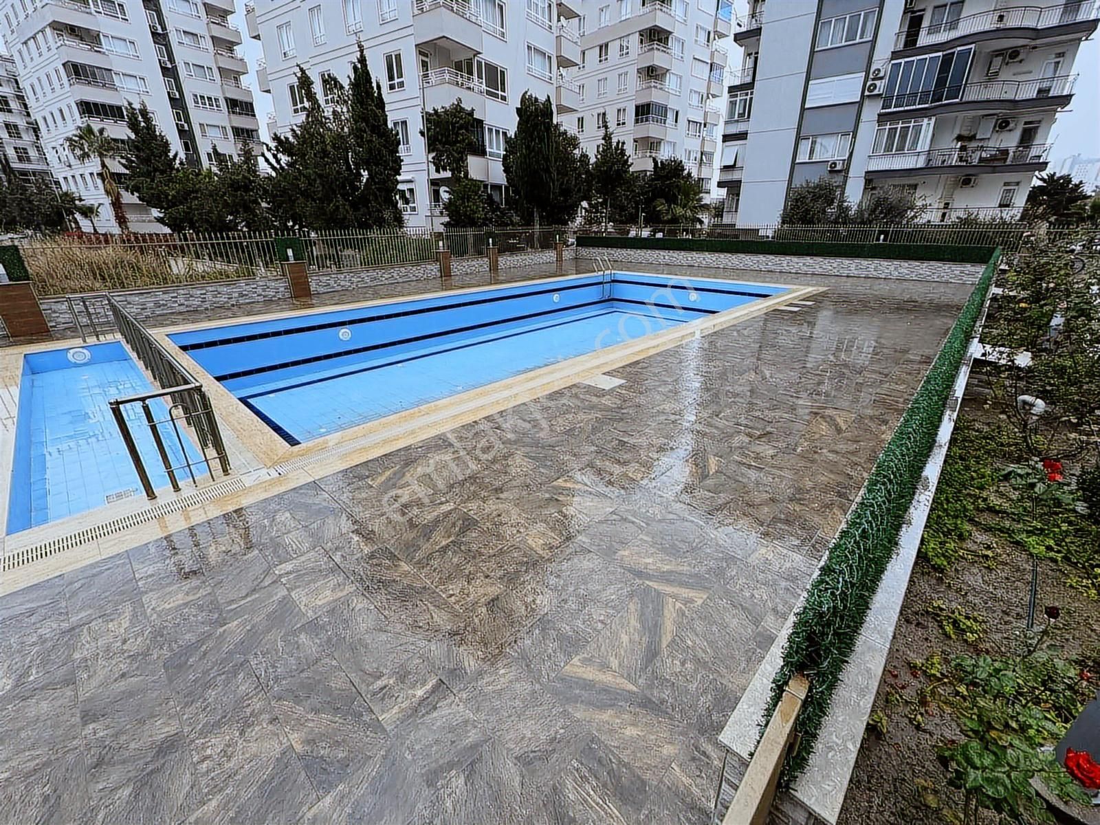 Antalya Konyaaltı Hastane Karşısı D.gazlı Kiralık 1+1 Daire - Görsel 3