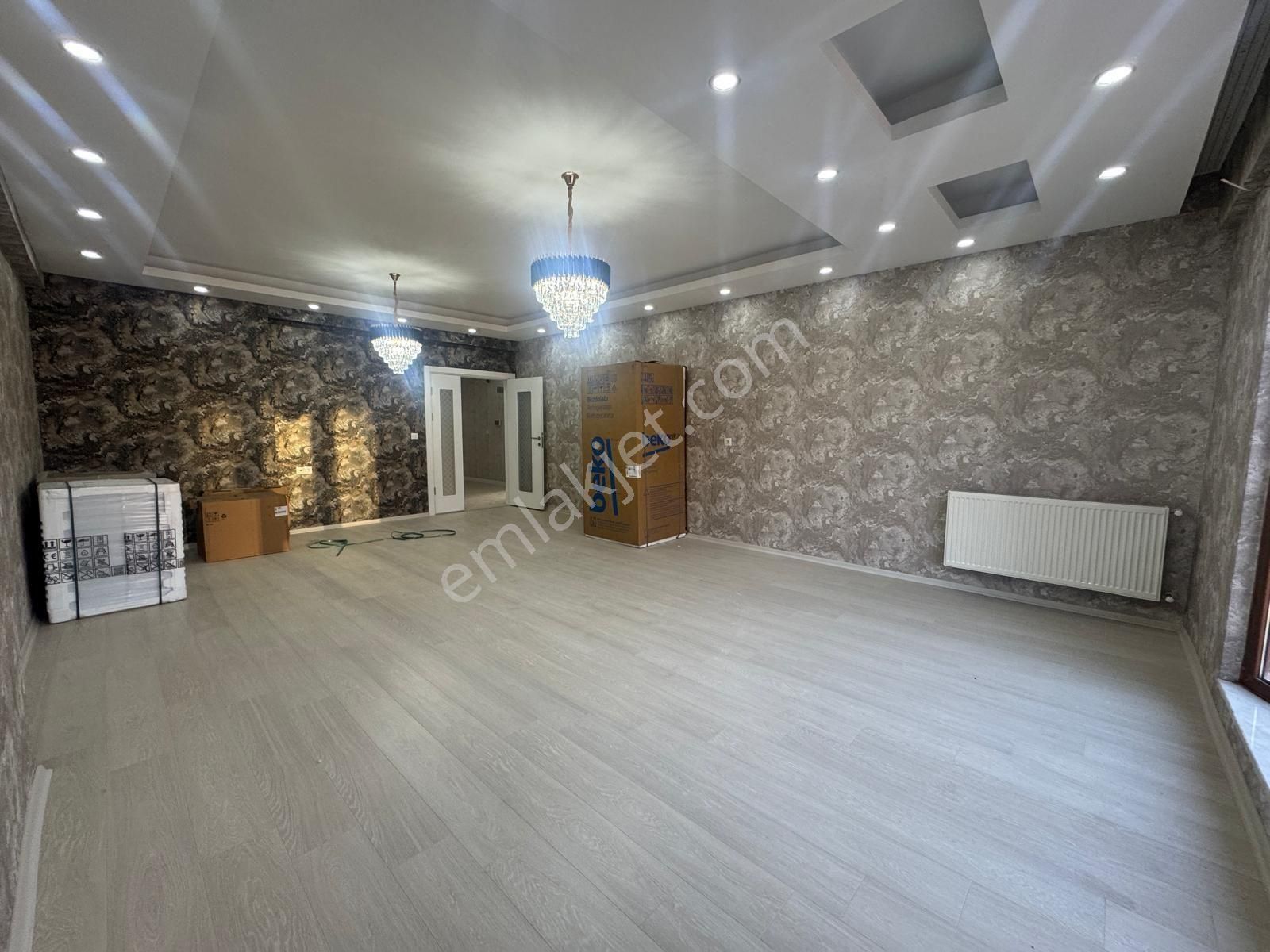 Şenevlerde Satılık 300 M2 7+1 Ultra Lüks Dubleks - Görsel 4