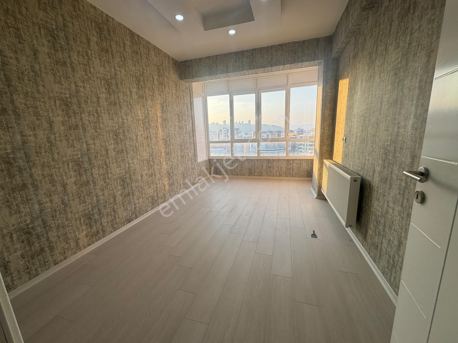 Şenevlerde Satılık 300 M2 7+1 Ultra Lüks Dubleks - Görsel 13