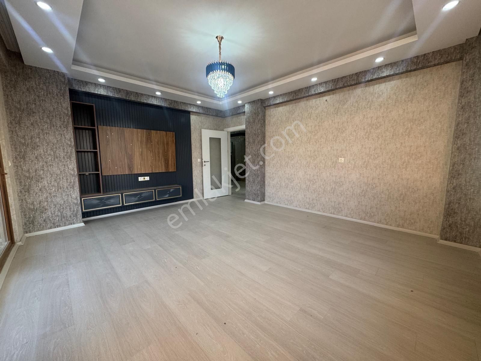 Şenevlerde Satılık 300 M2 7+1 Ultra Lüks Dubleks - Görsel 6