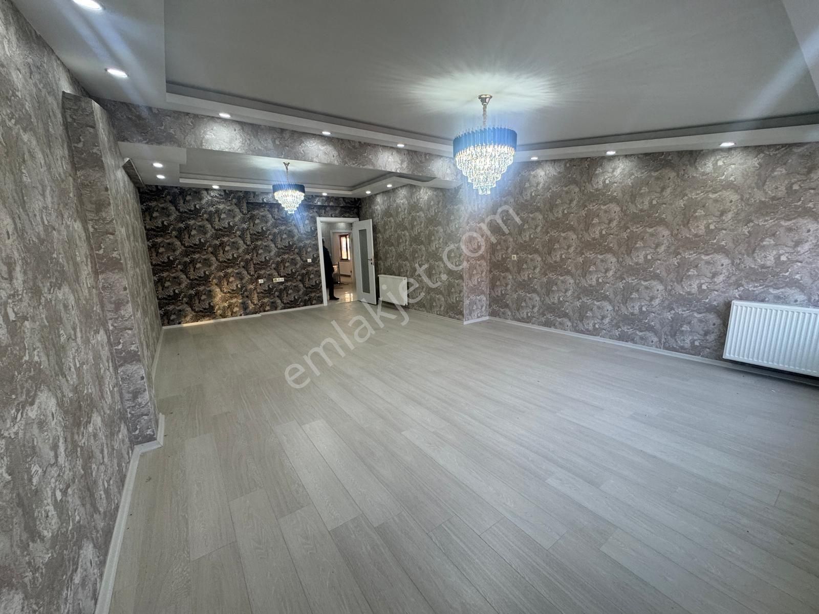 Şenevlerde Satılık 300 M2 7+1 Ultra Lüks Dubleks - Görsel 28