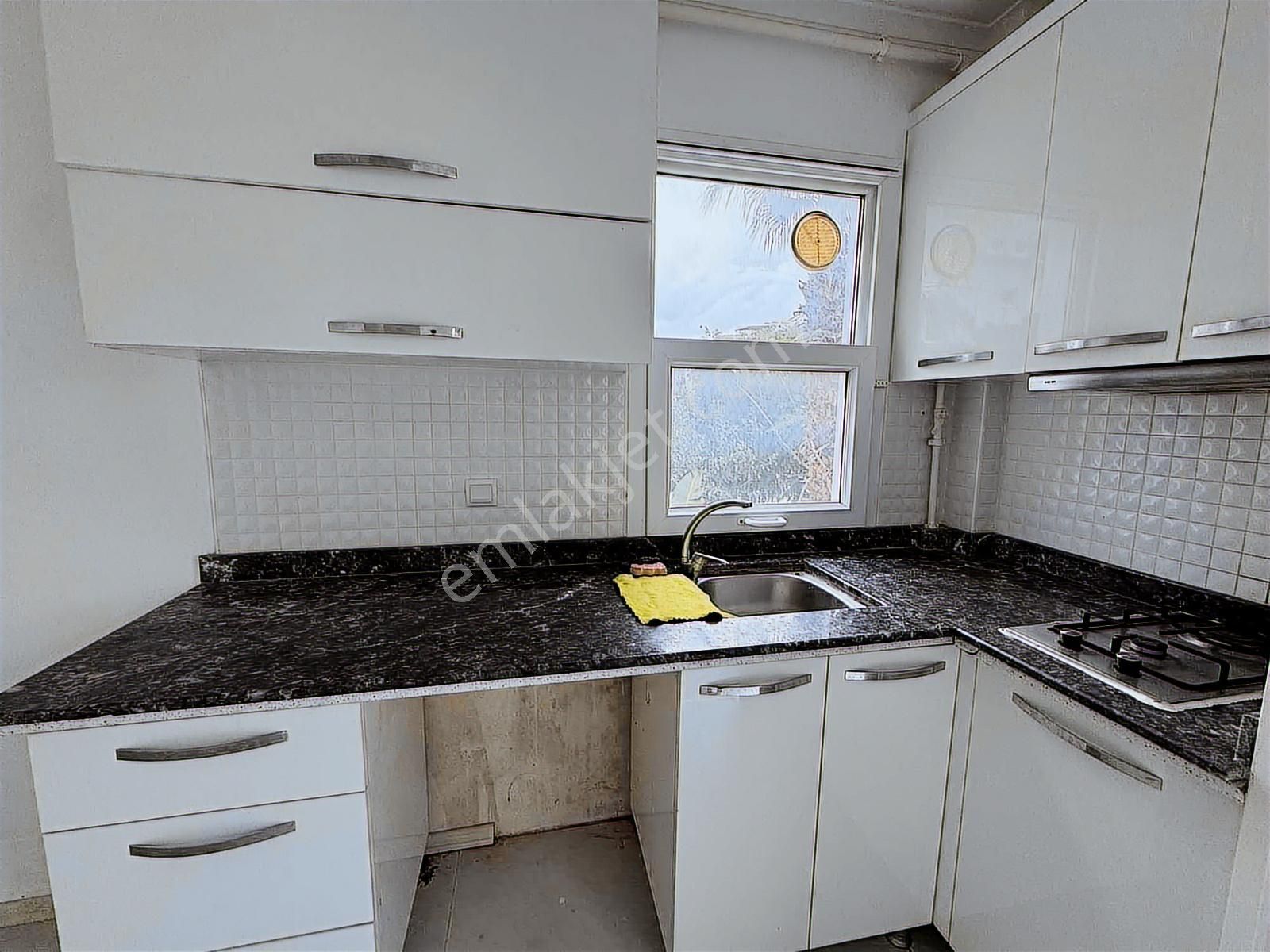 Antalya Konyaaltı Liman'da Kiralık 1+1 Daire Depozito Yok - Görsel 24