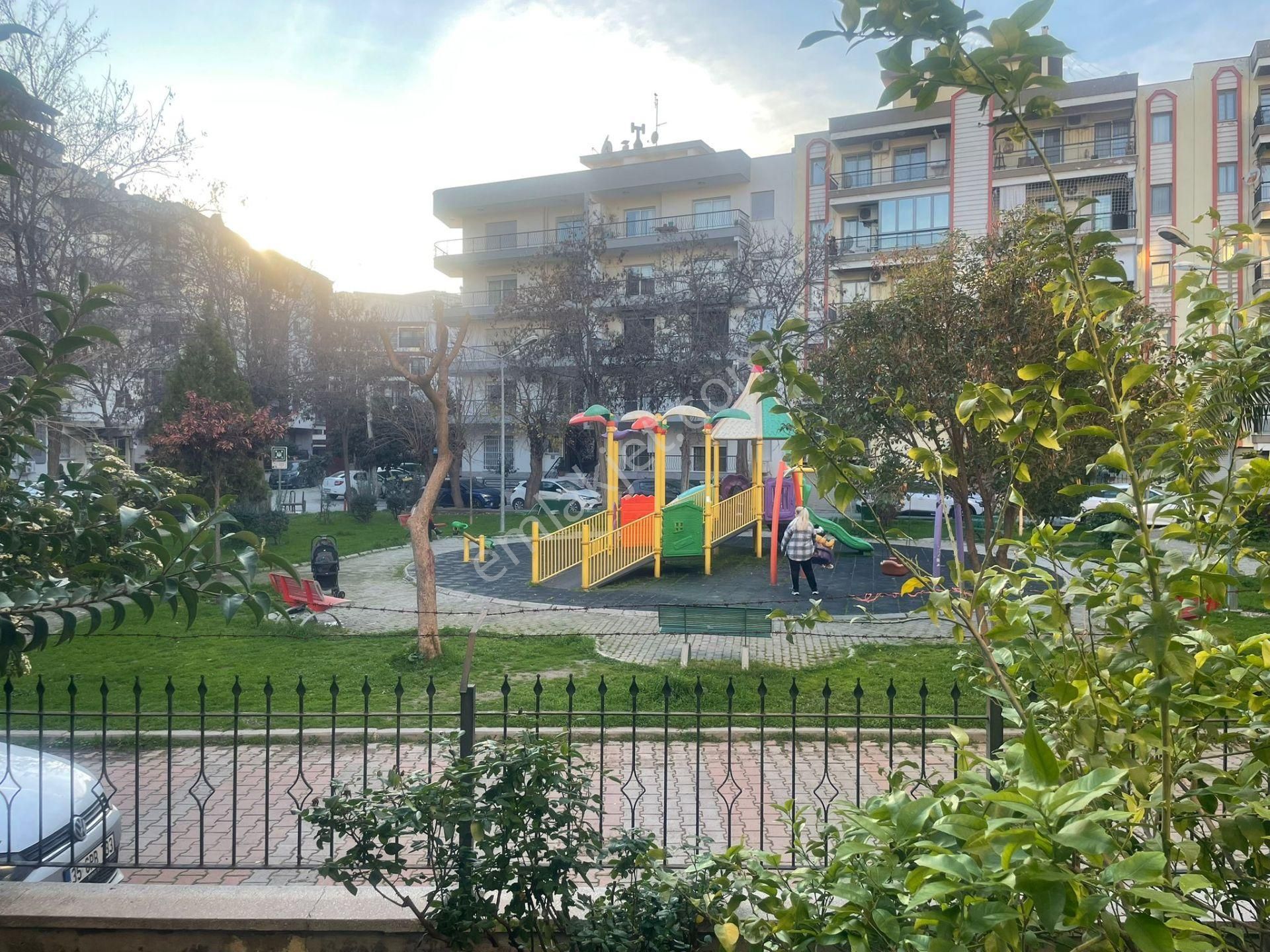 Girne Caddesi Yakını İyi Konum'da Geniş 2+1 Satılık Daire