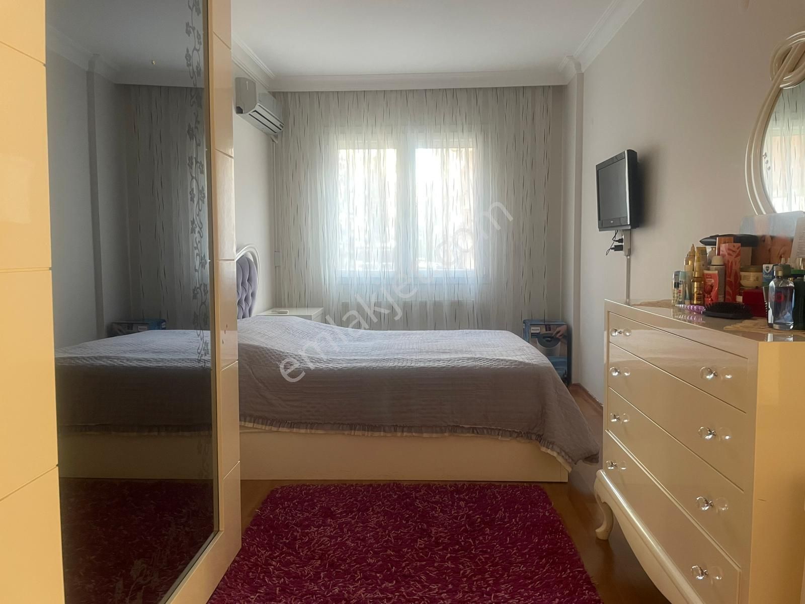 Girne Caddesi Yakını İyi Konum'da Geniş 2+1 Satılık Daire - Görsel 11