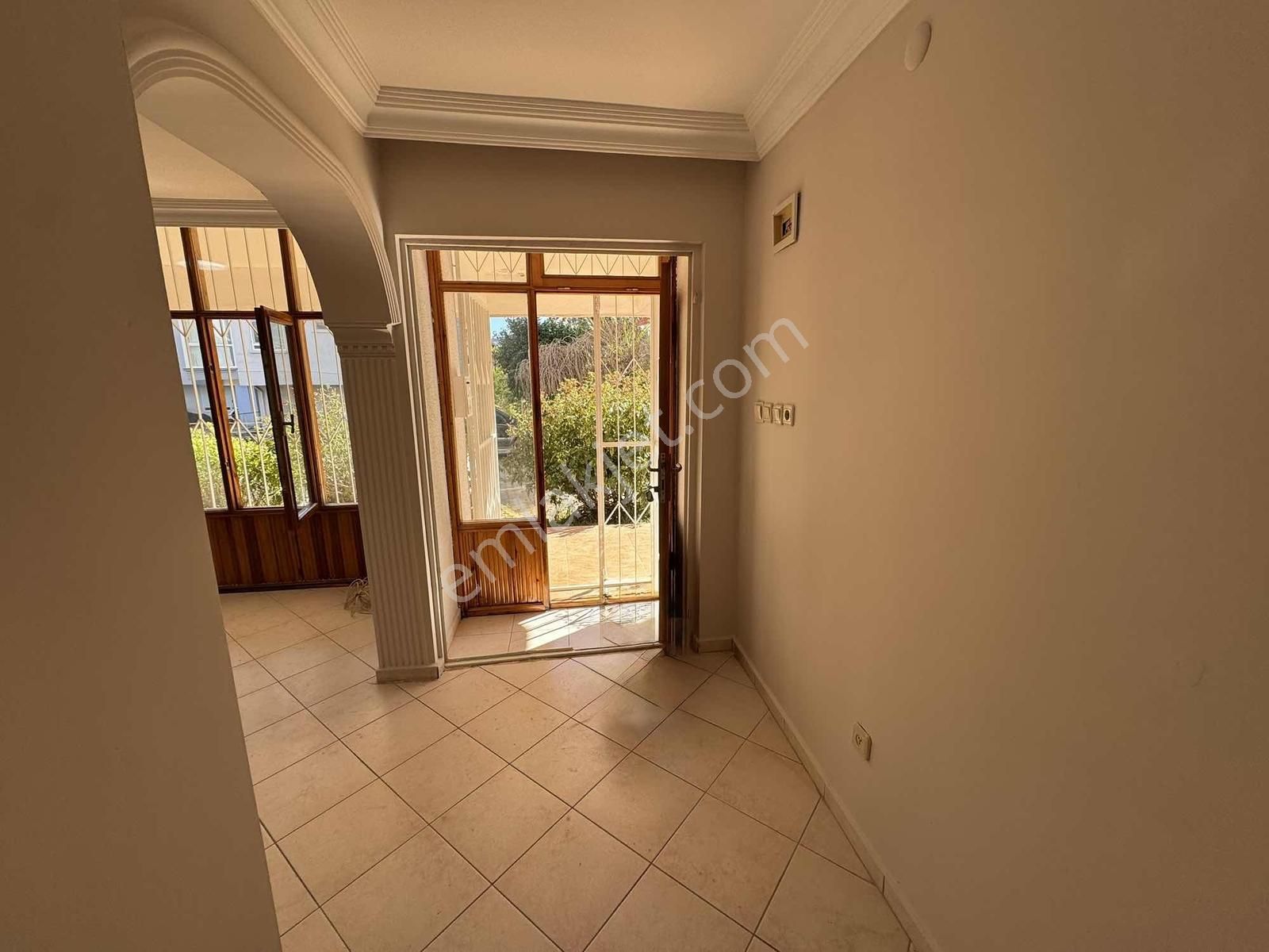 Antalya Konyaaltı Gürsu 'da Kiralık 1+1 İşyeri Ofis - Görsel 6