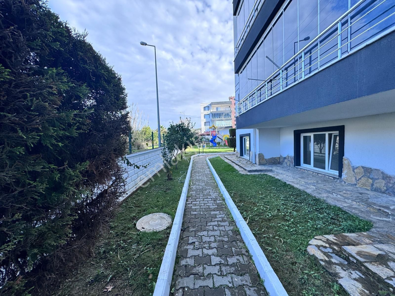 Kuşadası Davutlar Elit Sitesi Kiralık Daire - Görsel 16