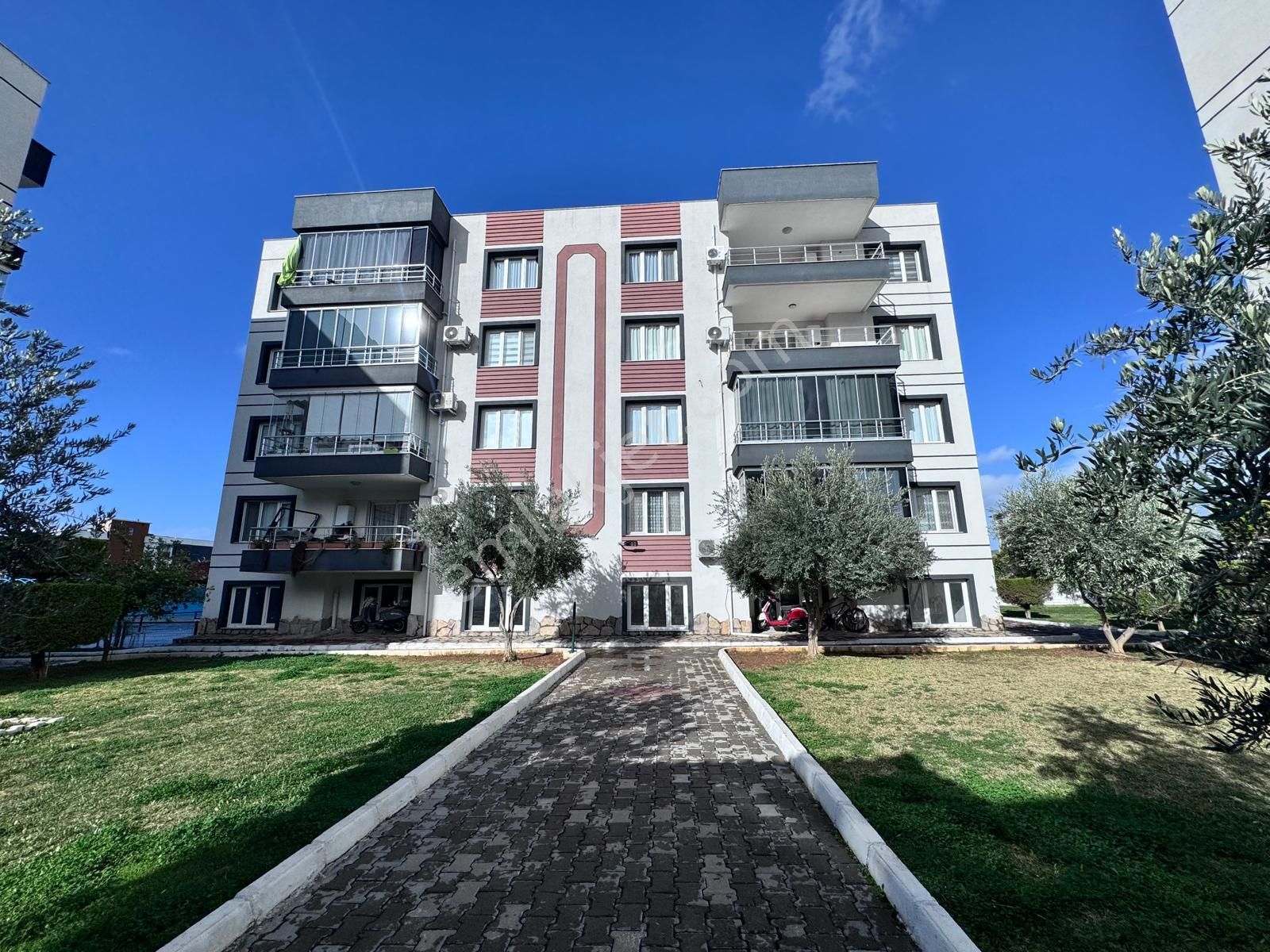 Kuşadası Davutlar Elit Sitesi Kiralık Daire - Görsel 23