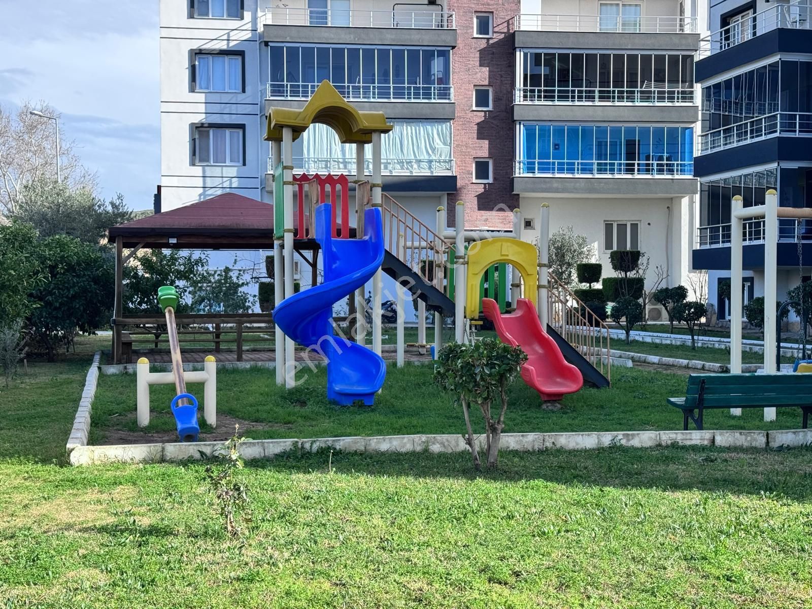 Kuşadası Davutlar Elit Sitesi Kiralık Daire - Görsel 18