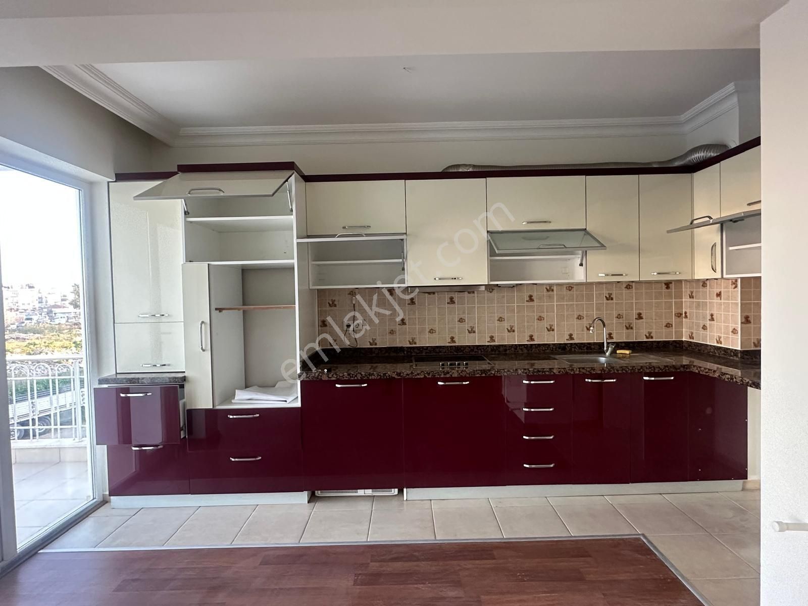 Kızıltoprak'ta Site İçerisinde Muhtesem 2+1 Daire - Görsel 25