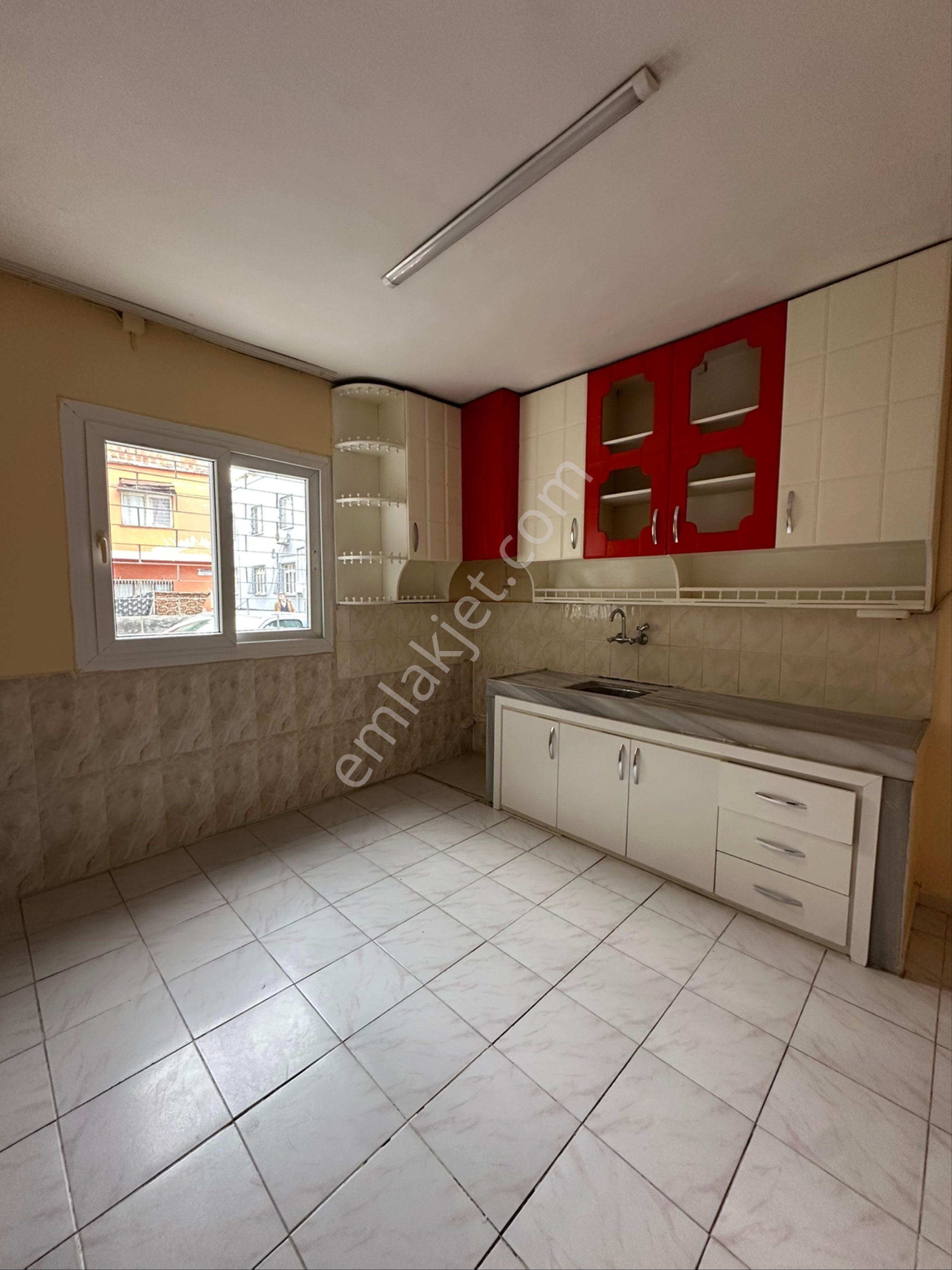 Demetevler’de 2+1 K.mutfak Kiralık Müstakil - Görsel 6