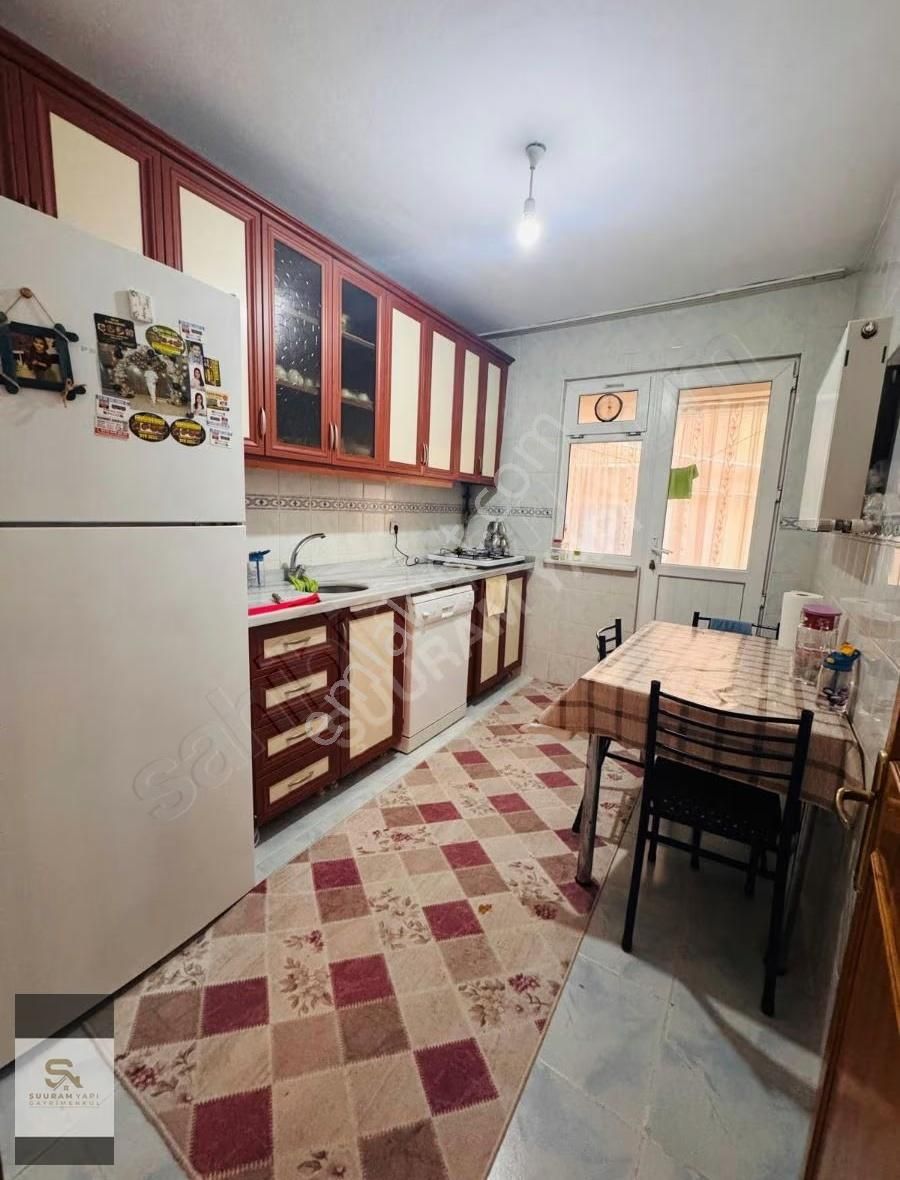 Küçükçekmece Atatürk Mh Dr Bulunan Satılık 2+1 Daire