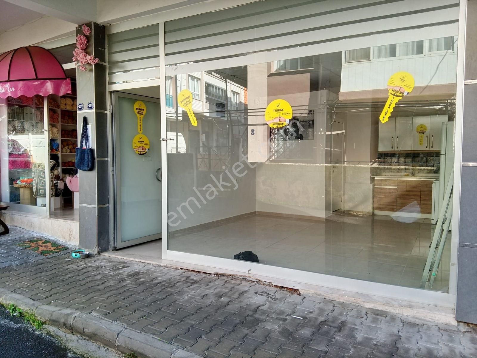 Medifema Hastanesi Yakını Kiralık Dükkan