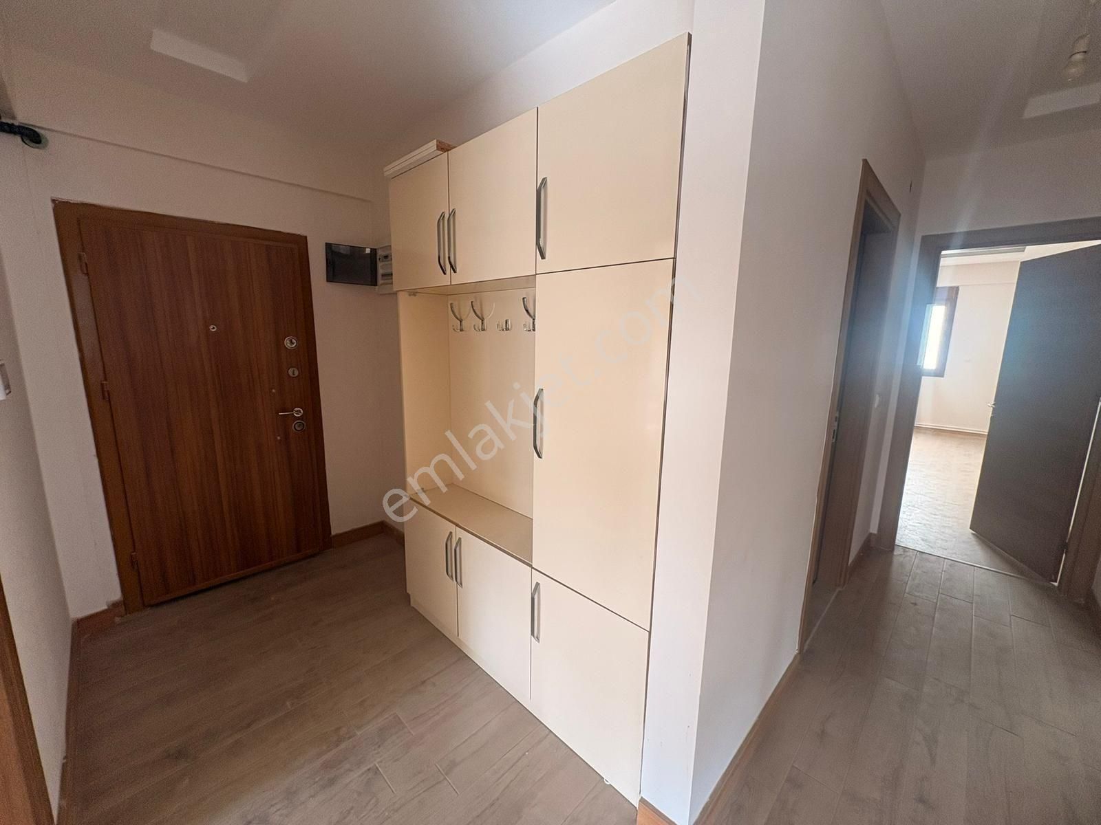 Seferihisar Emniyet Müdürlüğü Yanı 3+1 Kiralık Daire - Görsel 16
