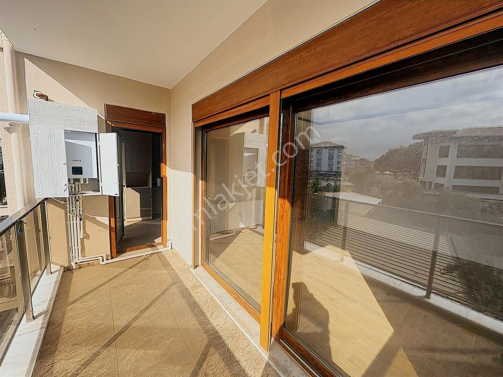 Seferihisar Emniyet Müdürlüğü Yanı 3+1 Kiralık Daire - Görsel 20