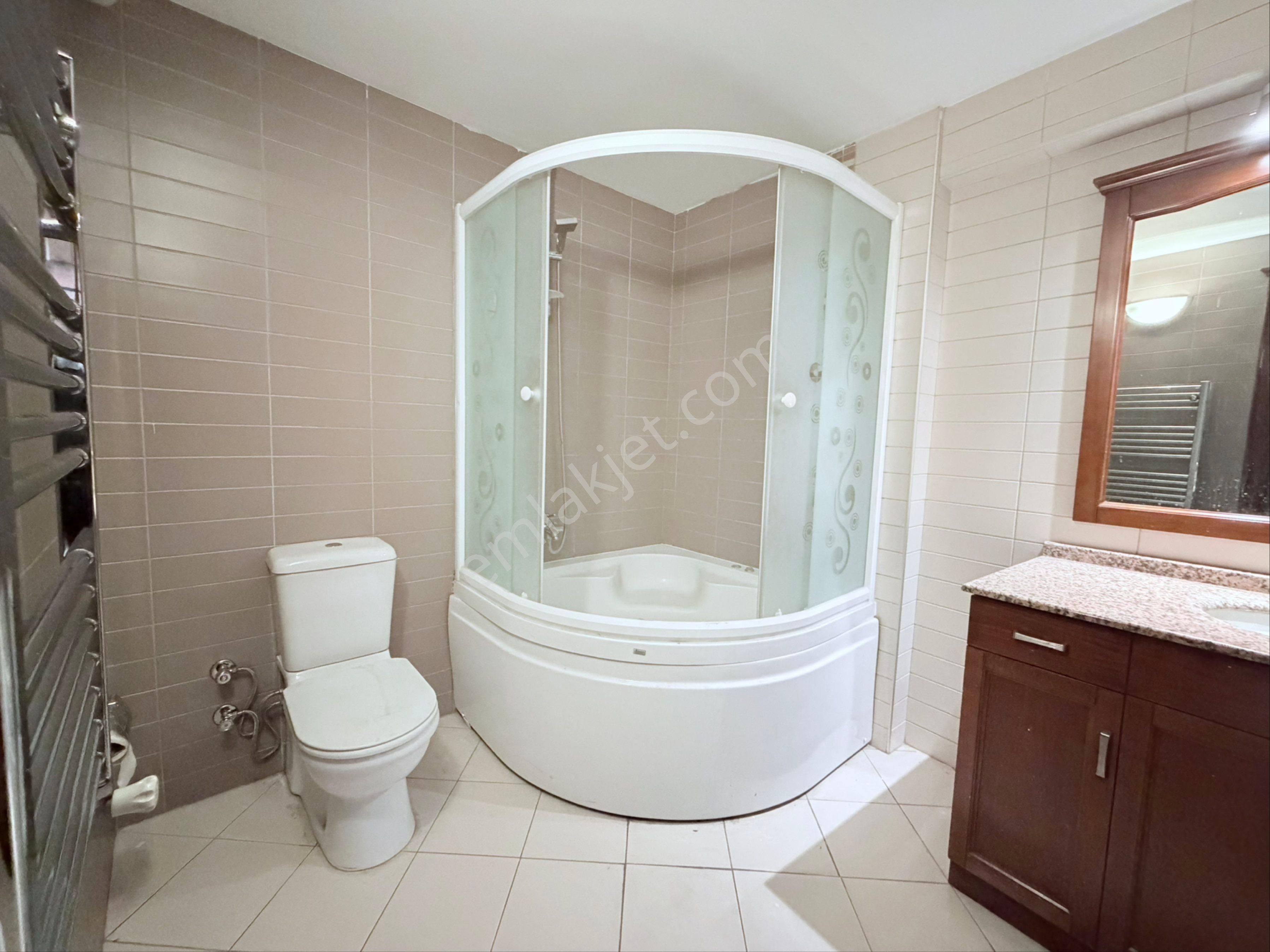 Balçova'da Fahrettin Altay Meydanı Yakınında 3+1 Kiralık Daire - Görsel 12