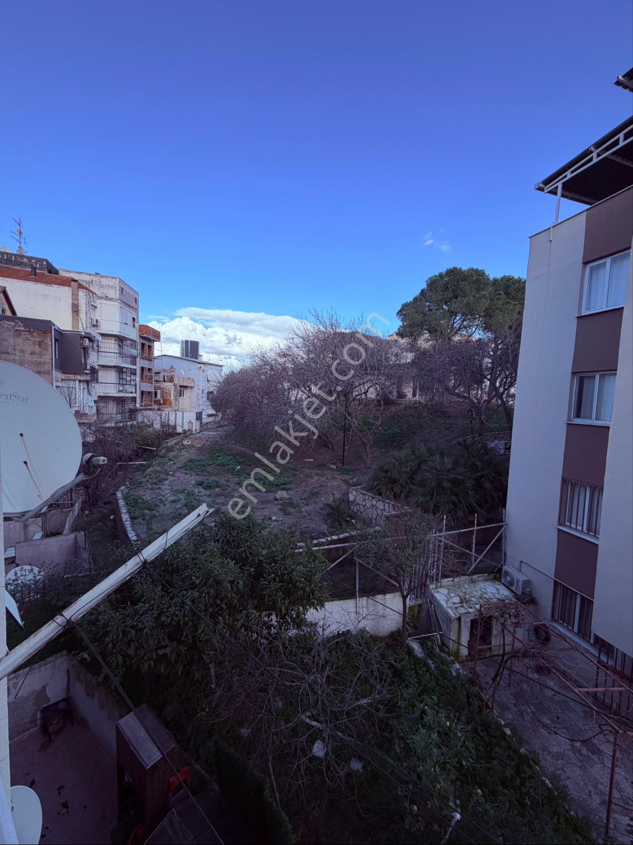 Balçova'da Fahrettin Altay Meydanı Yakınında 3+1 Kiralık Daire - Görsel 26