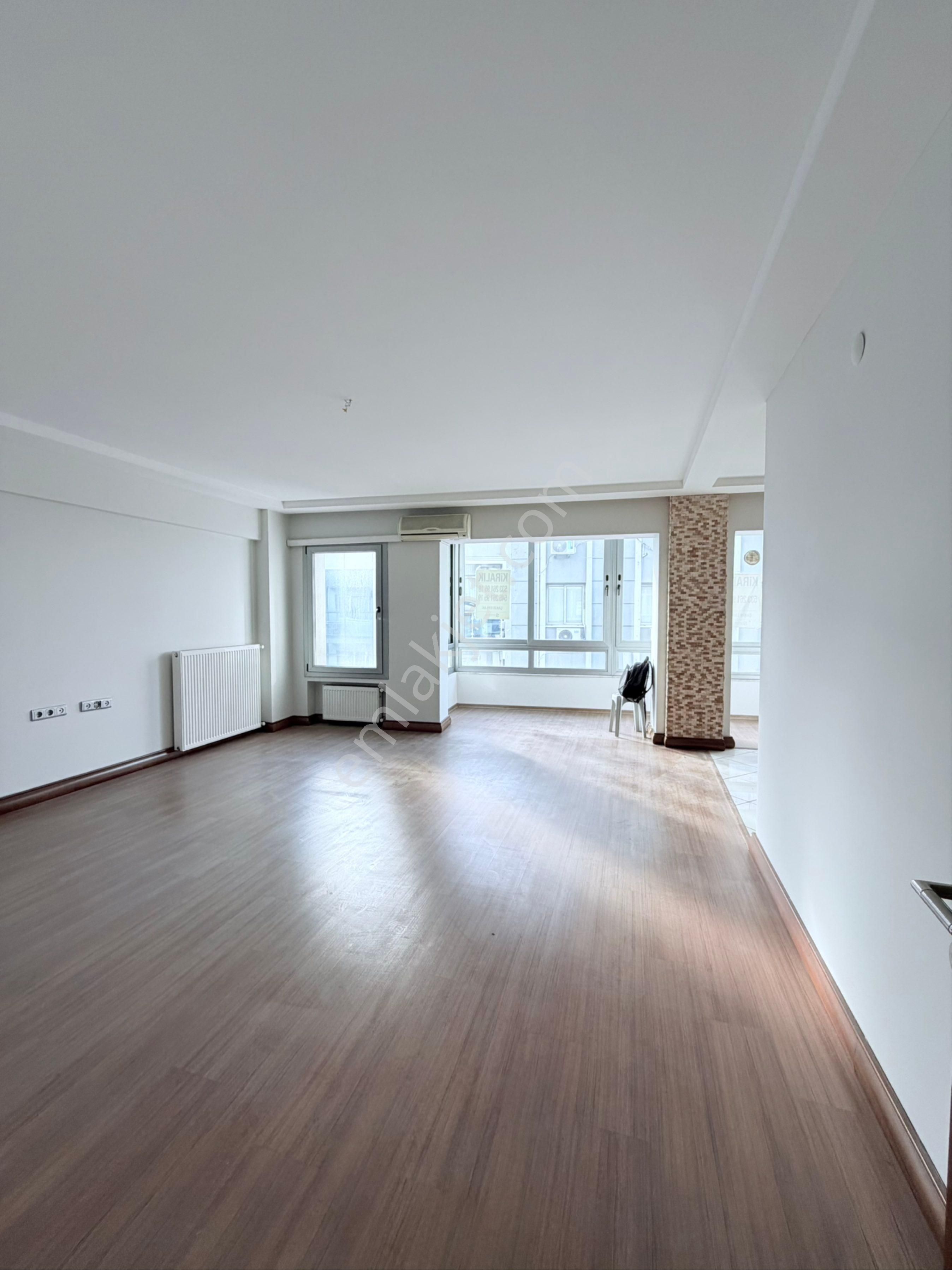 Balçova'da Fahrettin Altay Meydanı Yakınında 3+1 Kiralık Daire - Görsel 23