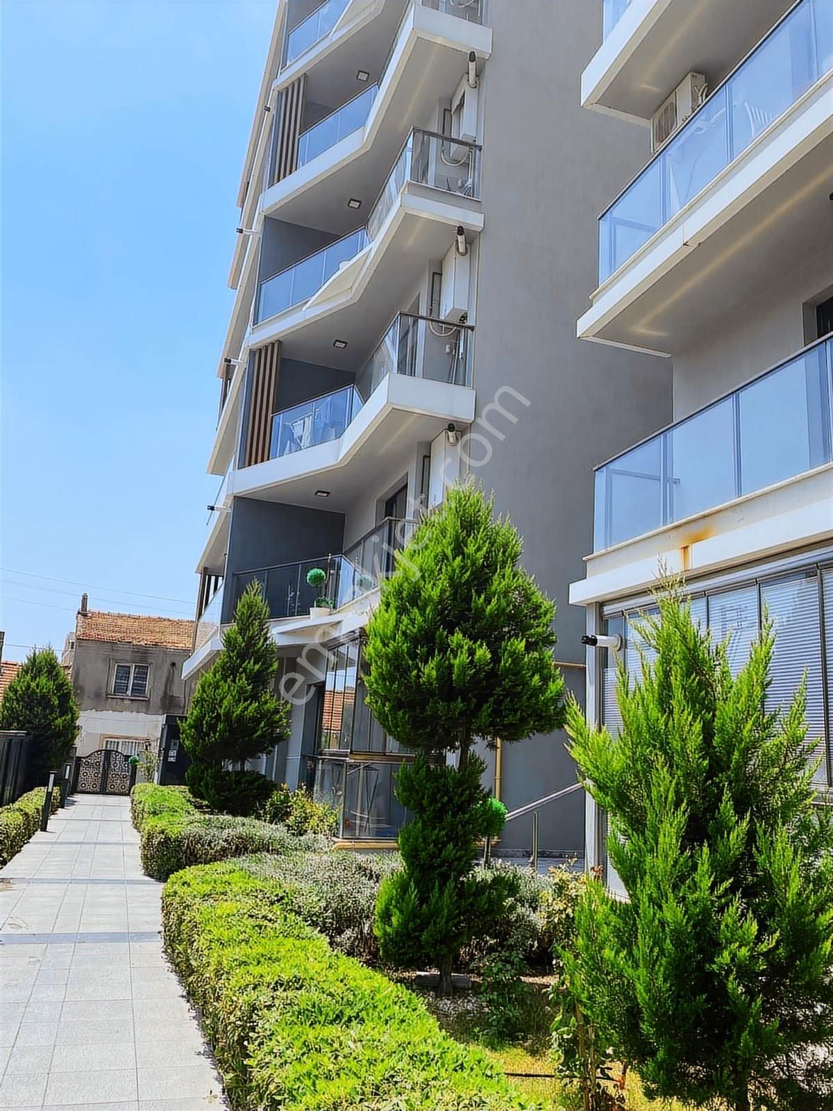 Bornova Erzene Mah.kiralık Full Eşyalı 1+1 Daire - Görsel 16