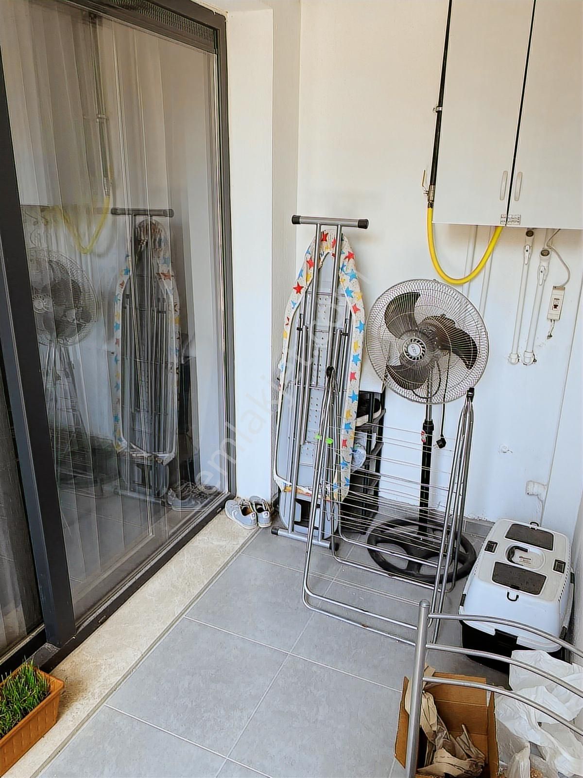 Bornova Erzene Mah.kiralık Full Eşyalı 1+1 Daire - Görsel 19