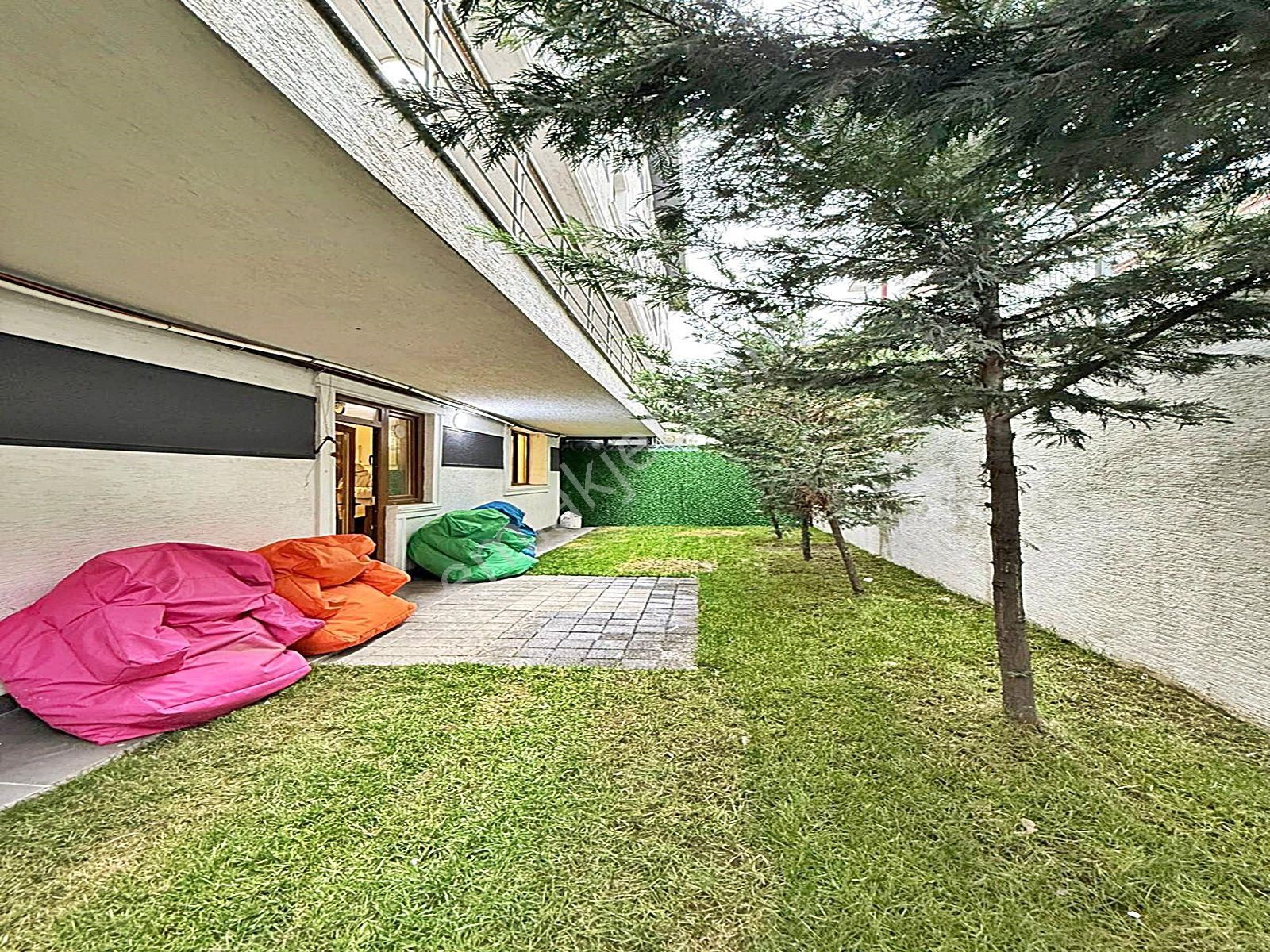 Beylikdüzü Kavaklı'da Hobi Bahçeli Geniş Alana Sahip Ultra Lüks Bahçe Katı !!! - Görsel 17