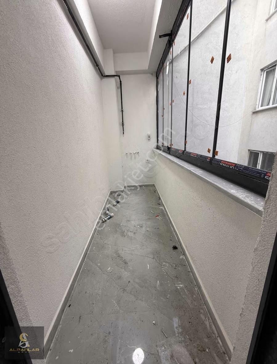 Halkalı Merkez Mah. 3+1 Satılık 130m2 Tek Daire Üzeri Asansörlü - Görsel 14