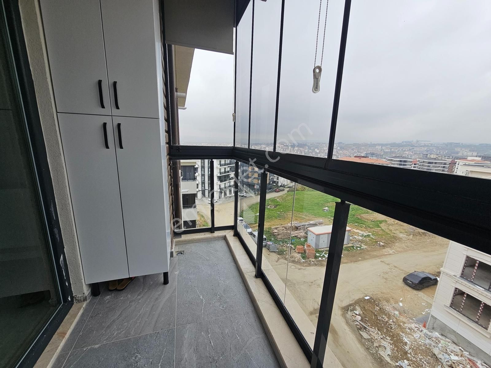 Atatürk Mah. Havuzlu Site Özel Tasarım 2+1 Kısmi Deniz Manzaralı - Görsel 35