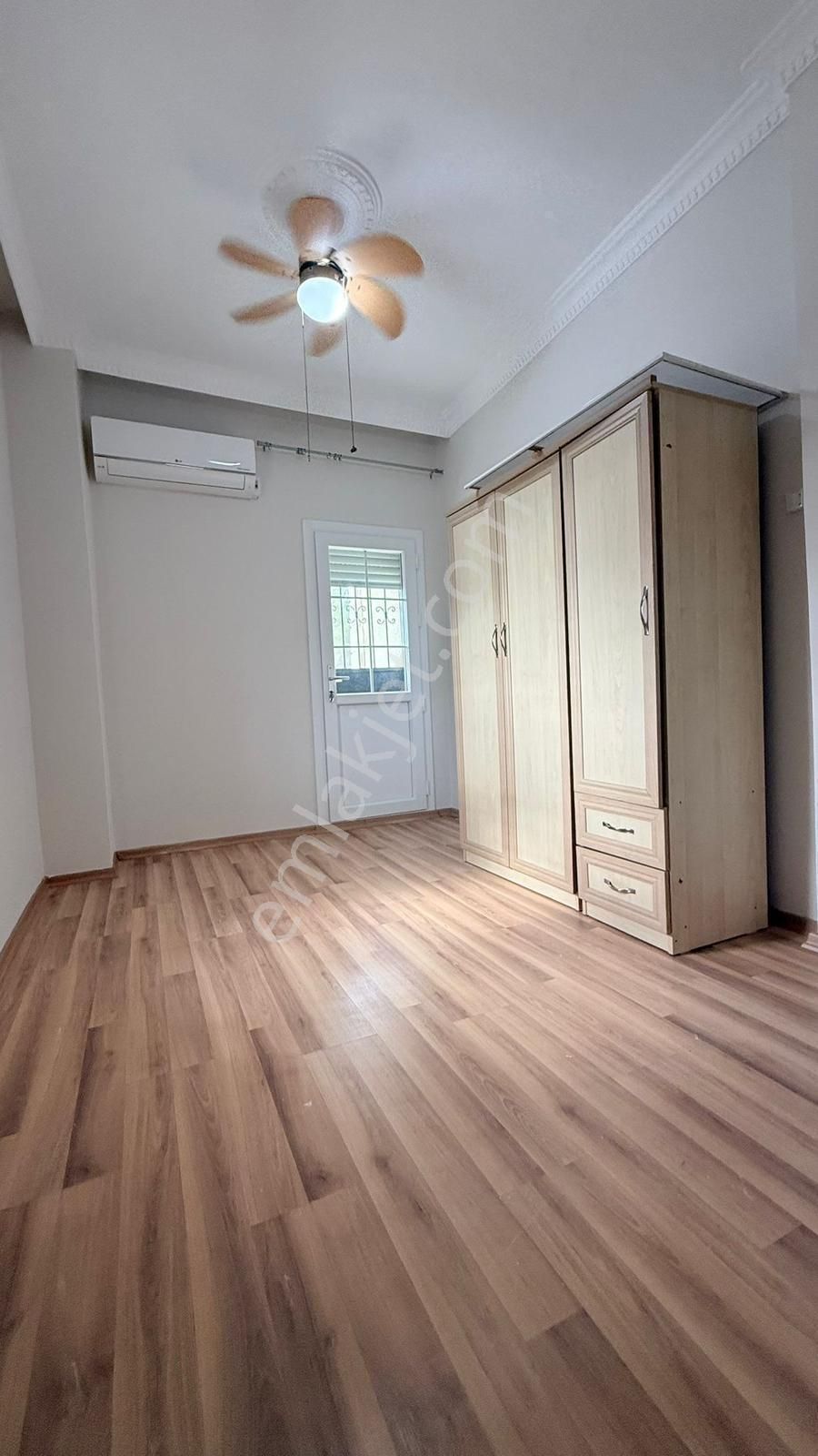 Didim Efeler Mah Site İçerisinde 3+1 Açık Mutfaklı Köşe Başı Trıplex Villamız Satışdadır - Görsel 8