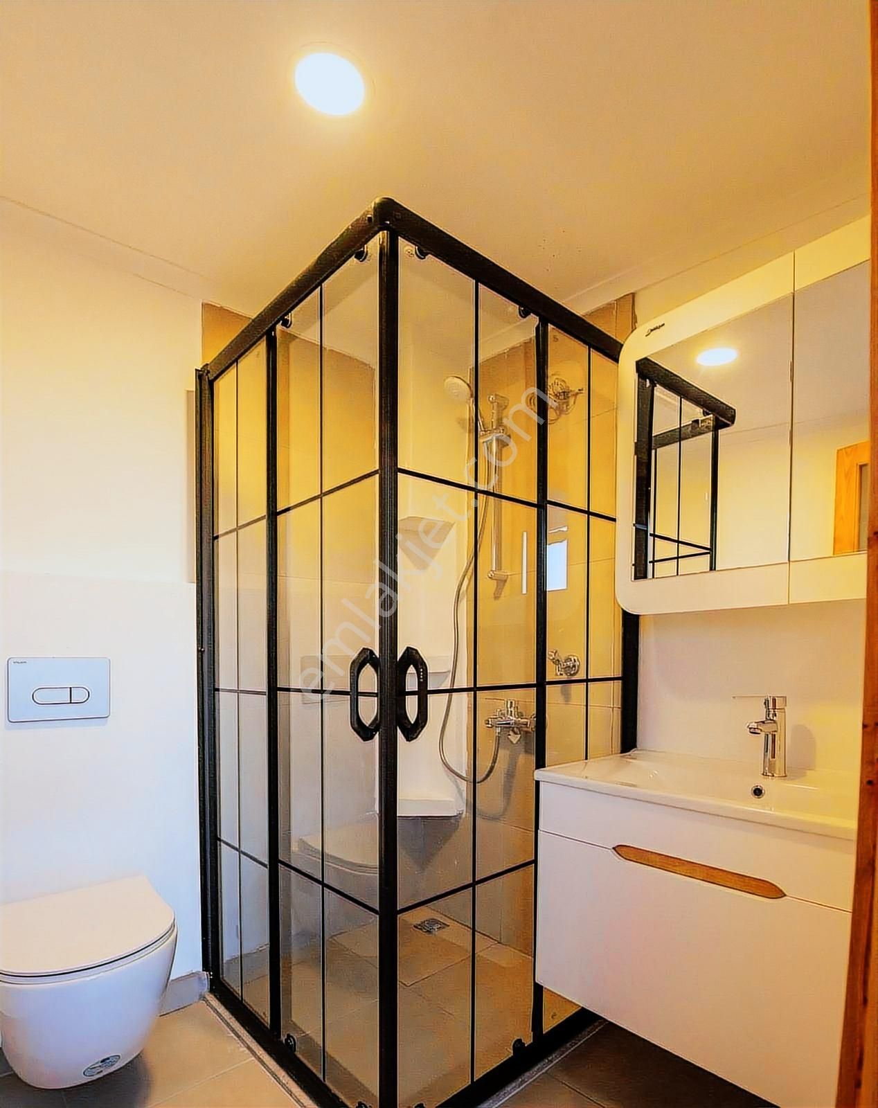 Fethiye'nin Kalbinde 1+1 Teraslı Ve Eşyalı Uzun Dönem Kiralık - Görsel 28