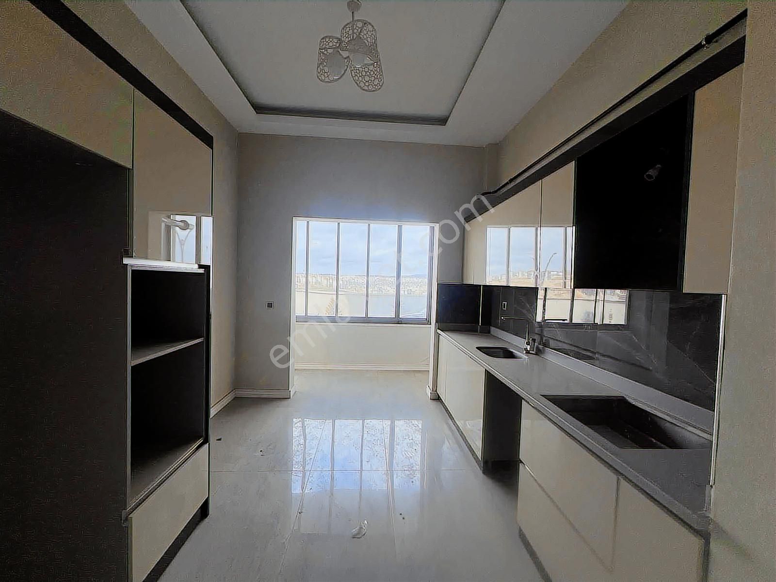 Konumdan Herşeyi Yapılı Oturuma Hazır Lüks Satılık Daire - Görsel 11