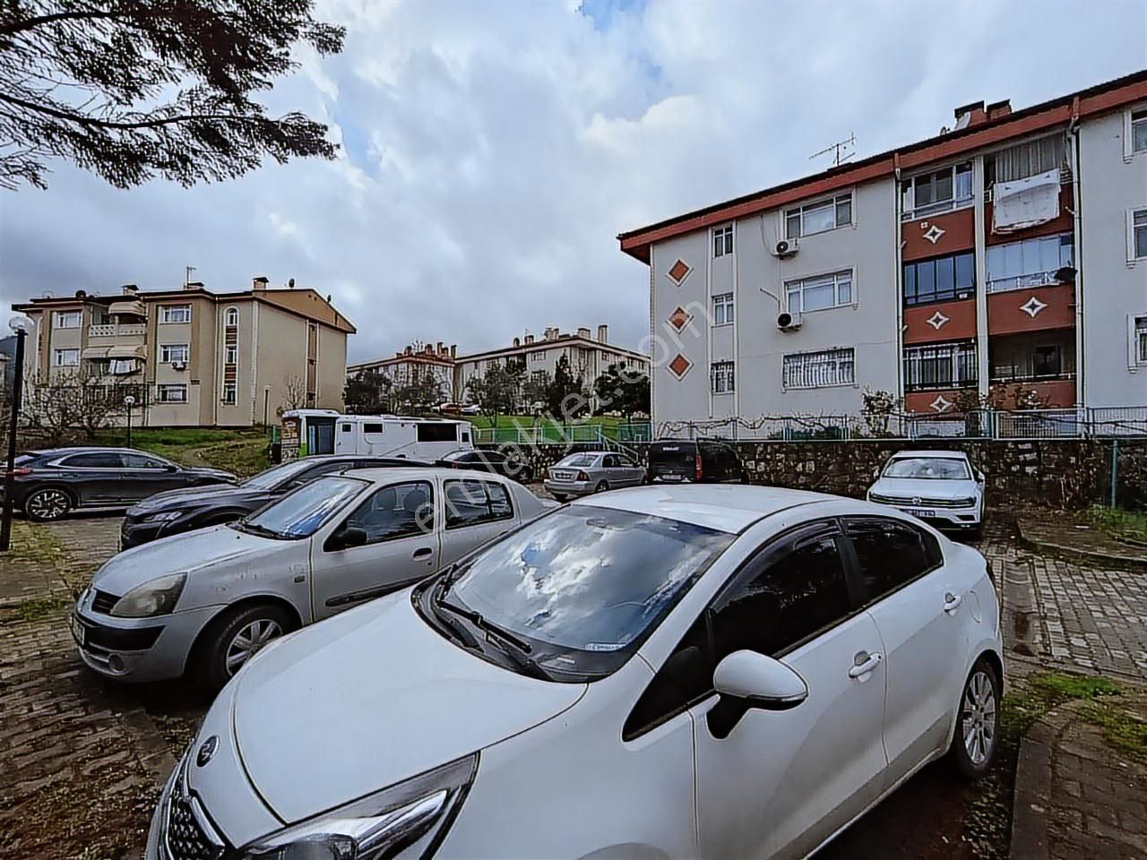 Saraylı Kalıcı Konutları'nda 3+1 125m2 Giriş Kat Daire* - Görsel 2