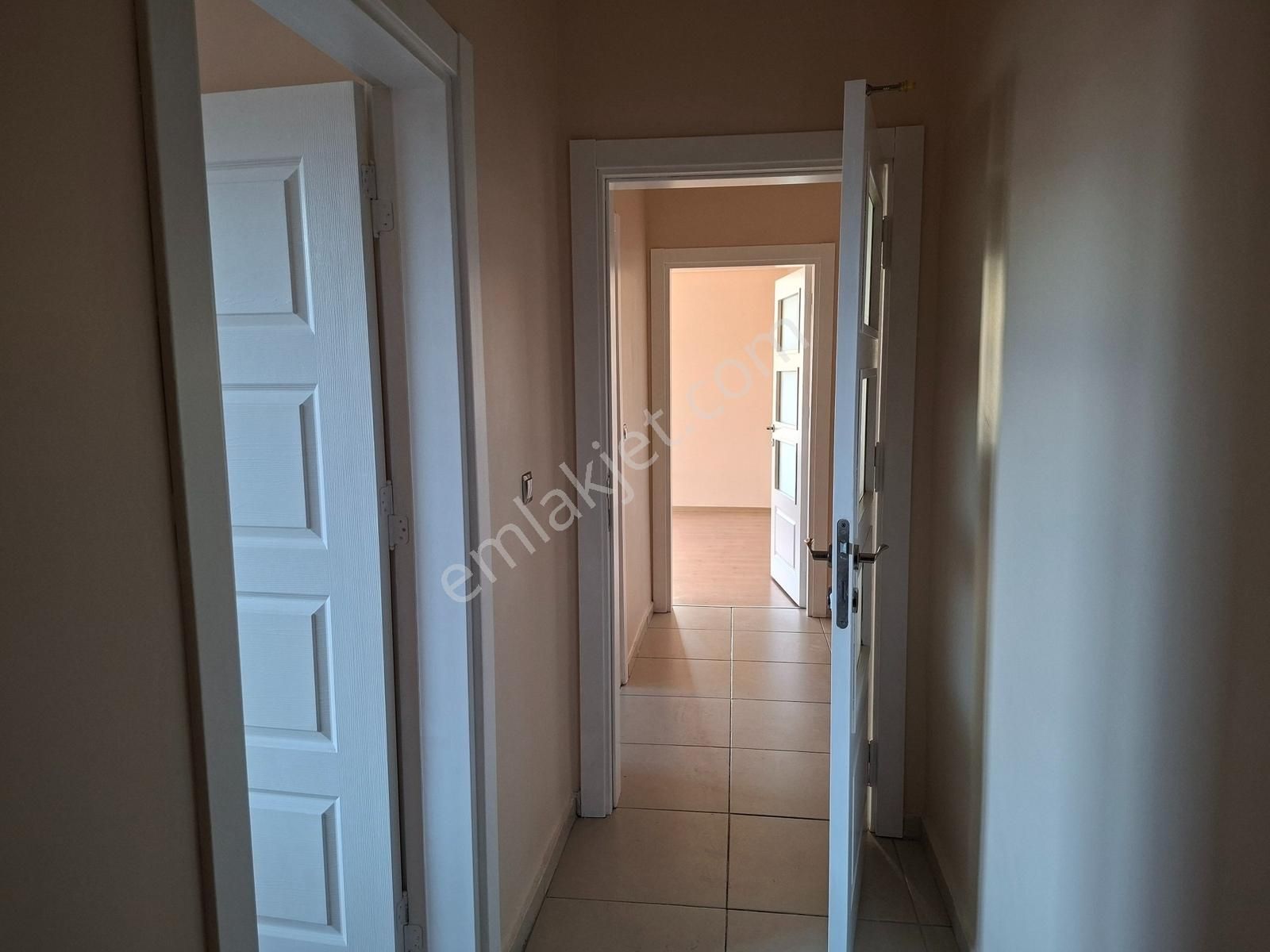 - - En Tepe Yakını 2+1 Kiralık Daire - - - Görsel 11