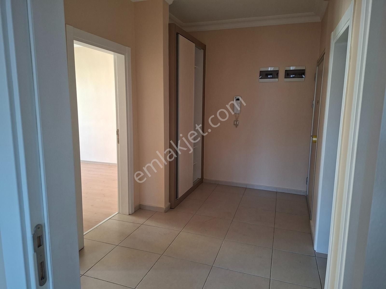 - - En Tepe Yakını 2+1 Kiralık Daire - - - Görsel 16