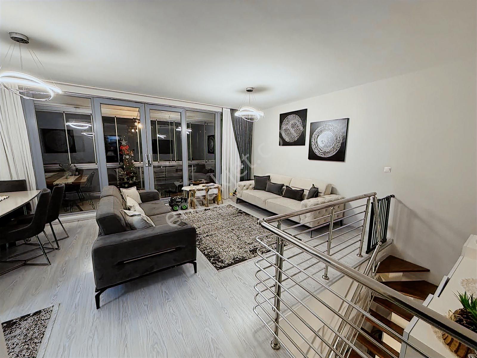 Sirello Evlerinde Acil 2+1 Ters Dubleks Daire