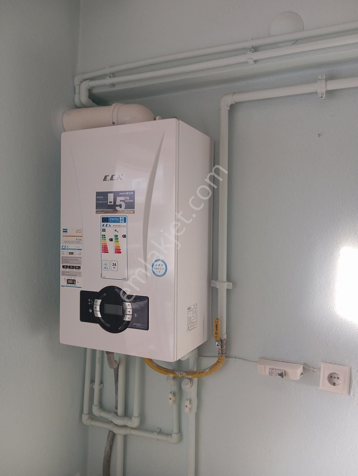 Esenboğa Mahallesinde Ana Caddeye Yakaın Eşyalı Kiralık Daire - Görsel 3
