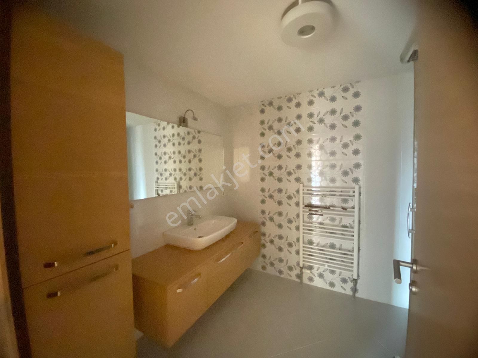 Alacaatlı Lotus Evleri Sitesinde Arakat Kiralık 4+1 Daire - Görsel 14