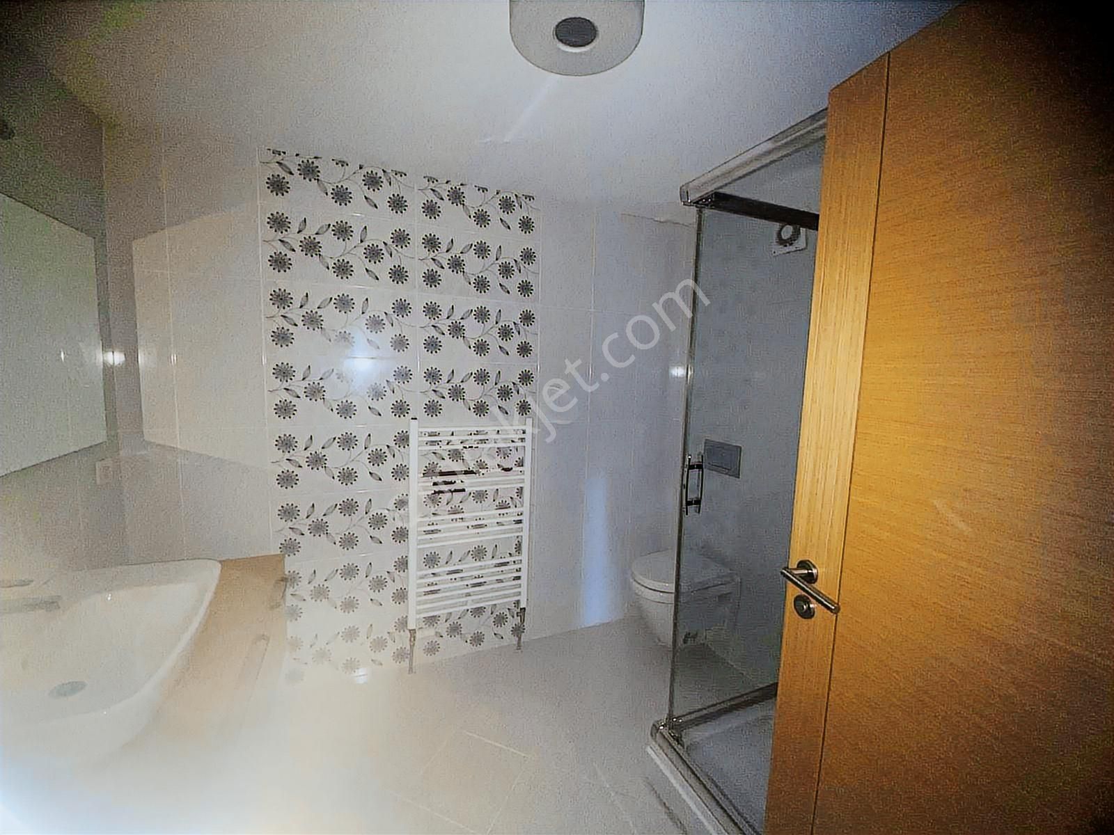 Alacaatlı Lotus Evleri Sitesinde Arakat Kiralık 4+1 Daire - Görsel 32