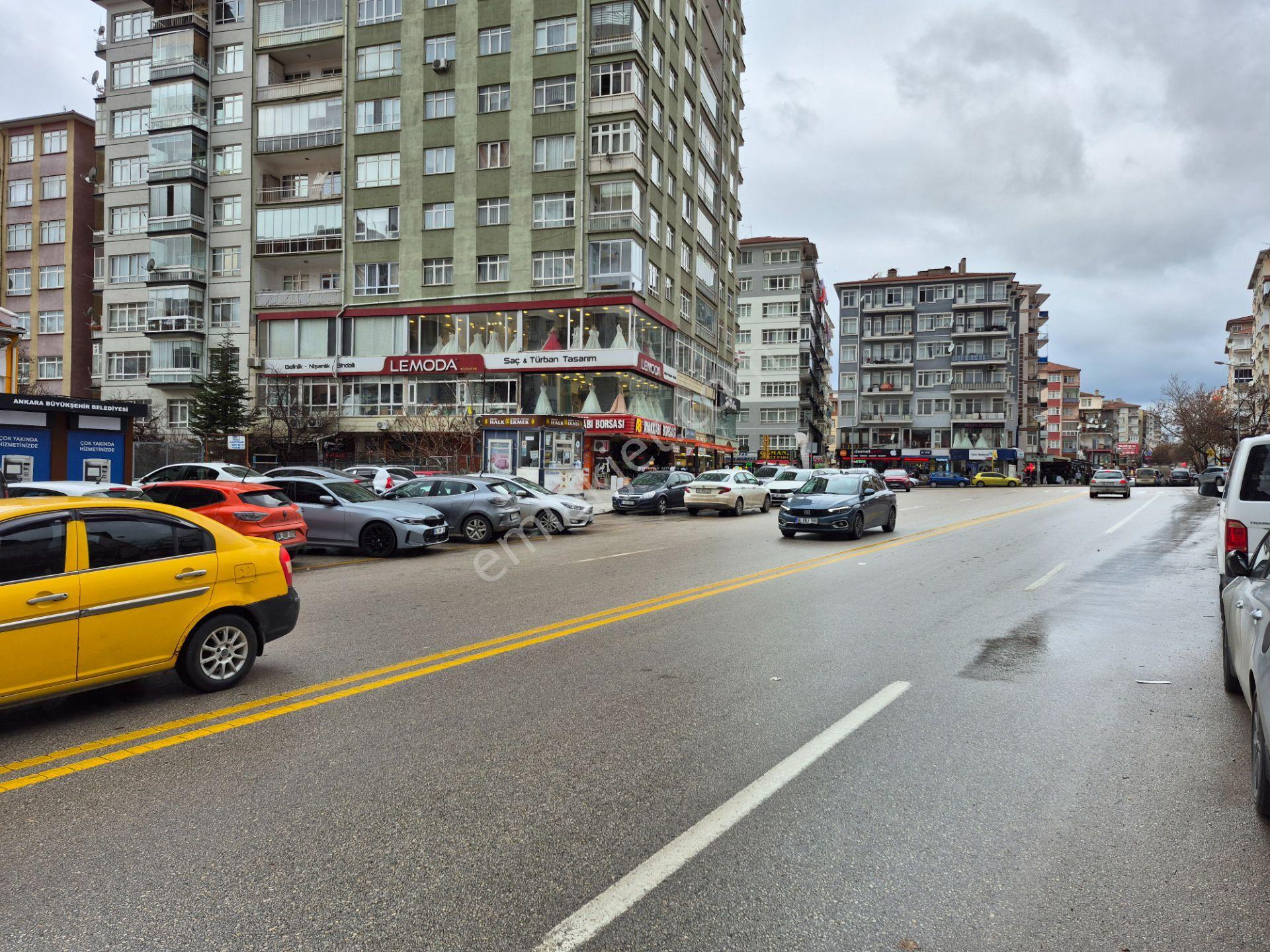 İvedik Cad.üzeri 25 M² Ofis - Kat Mülkiyetli Avukatlar Pasajında - Görsel 9