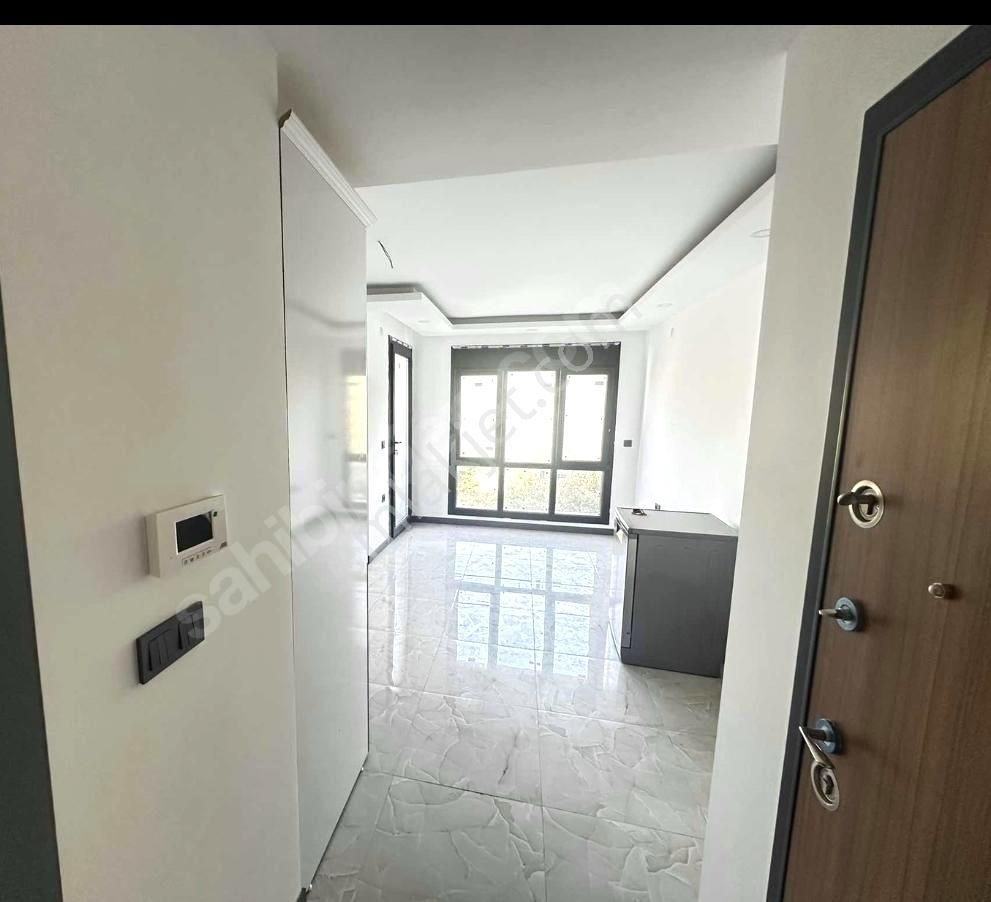 520 Gayrimenkulden Denize 50 M Sıfır Lüks 1+1 Satılık Daire - Görsel 2