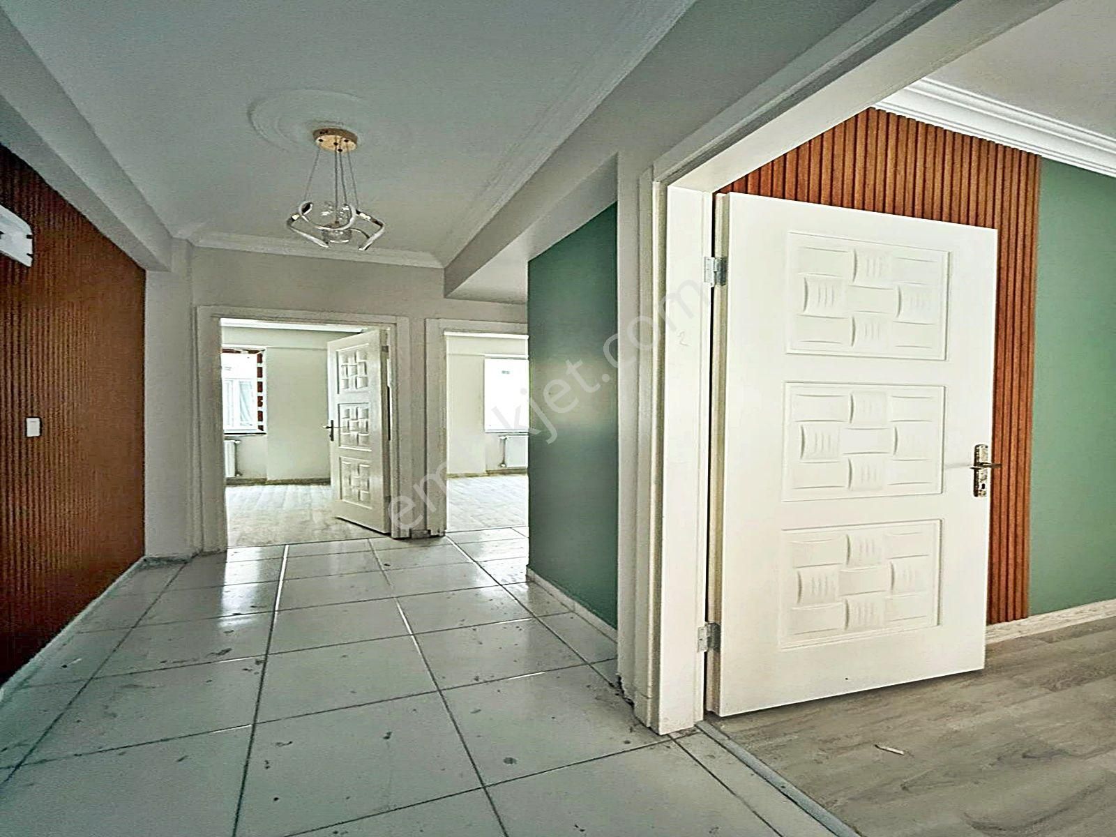 Esenyurt Meydana Yakın Sıfır Binada 2+1 Acil Satılık Arakat Daire !!! - Görsel 8