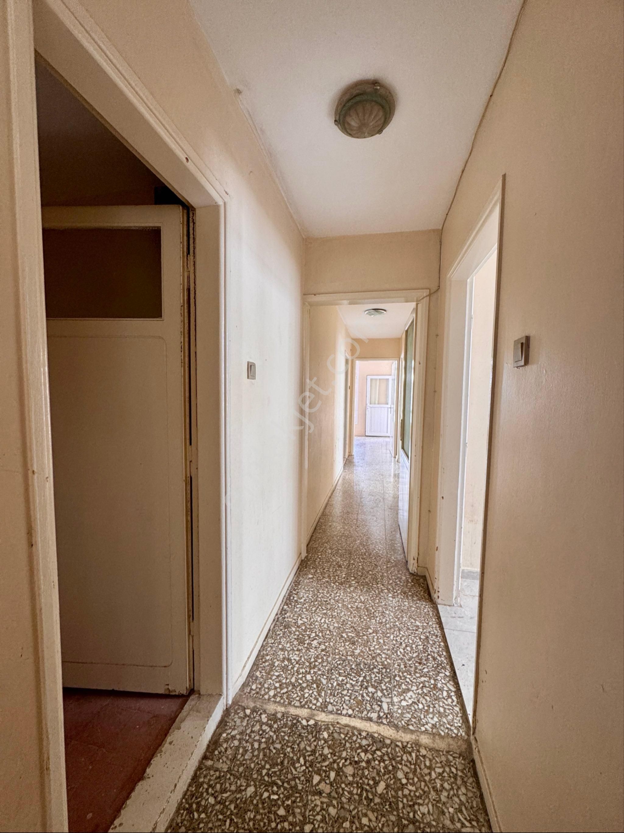 Reşatbey Mah-ordu Cad-gazi Okuluna Yakın 3.kat 3+1 Kiralık Daire - Görsel 9