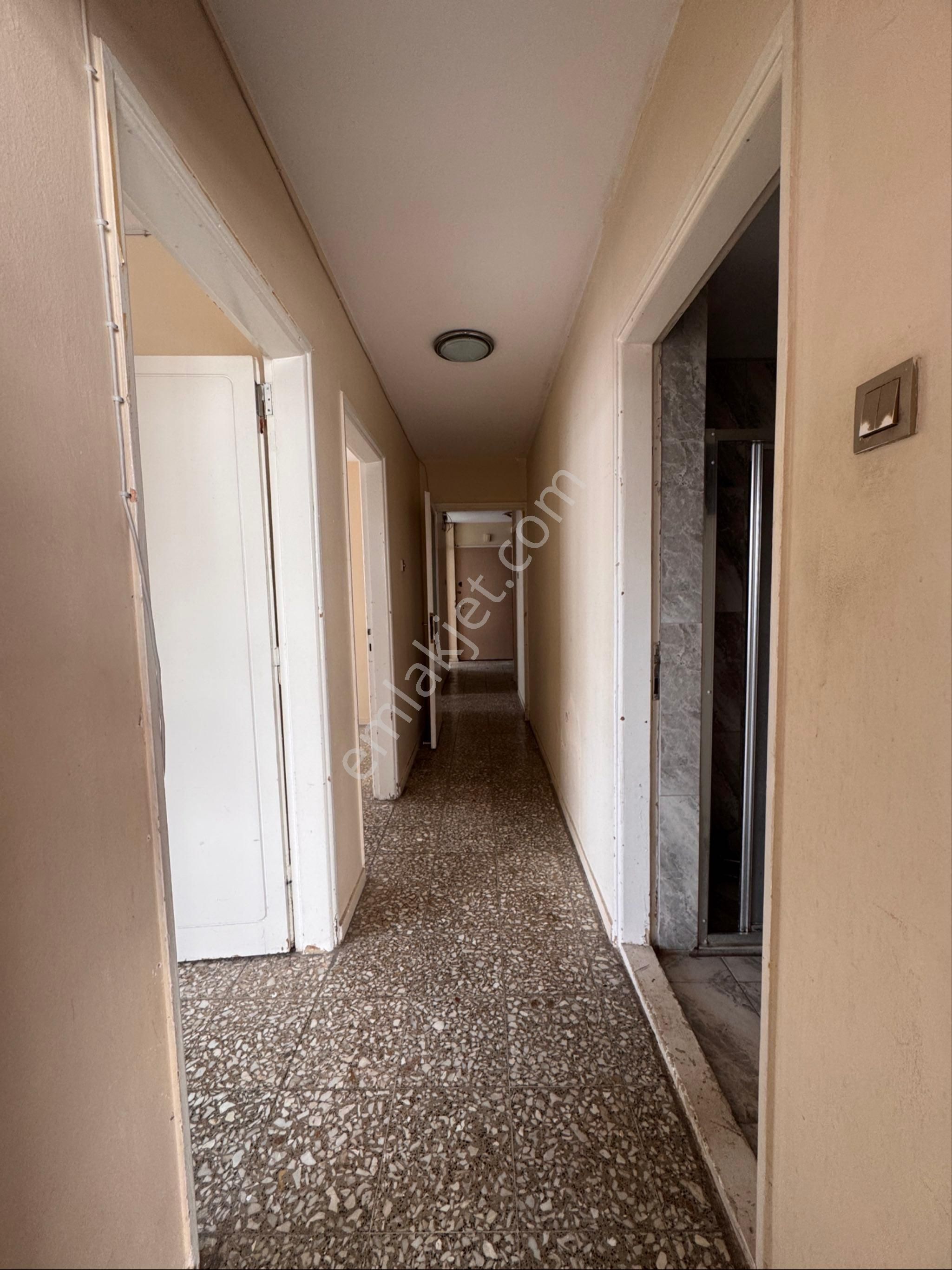 Reşatbey Mah-ordu Cad-gazi Okuluna Yakın 3.kat 3+1 Kiralık Daire - Görsel 21