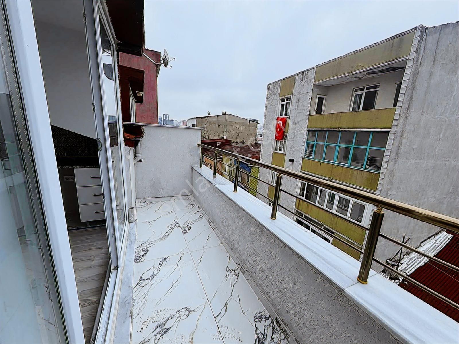 Önlü'den M.akif'de Merkezi Konum'da 3+3 Sıfır Kiralık Dublex - Görsel 17