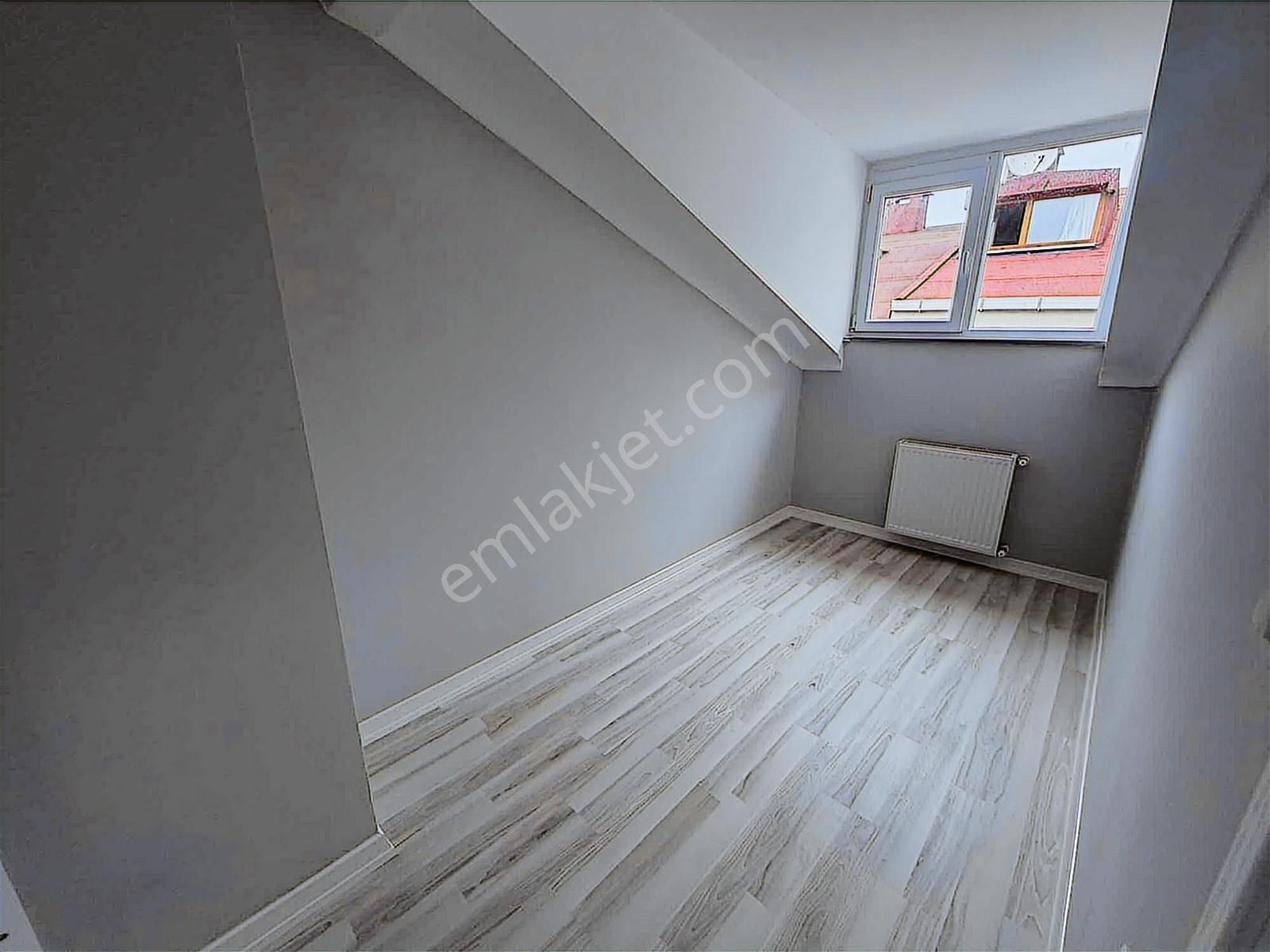 Önlü'den M.akif'de Merkezi Konum'da 3+3 Sıfır Kiralık Dublex - Görsel 4